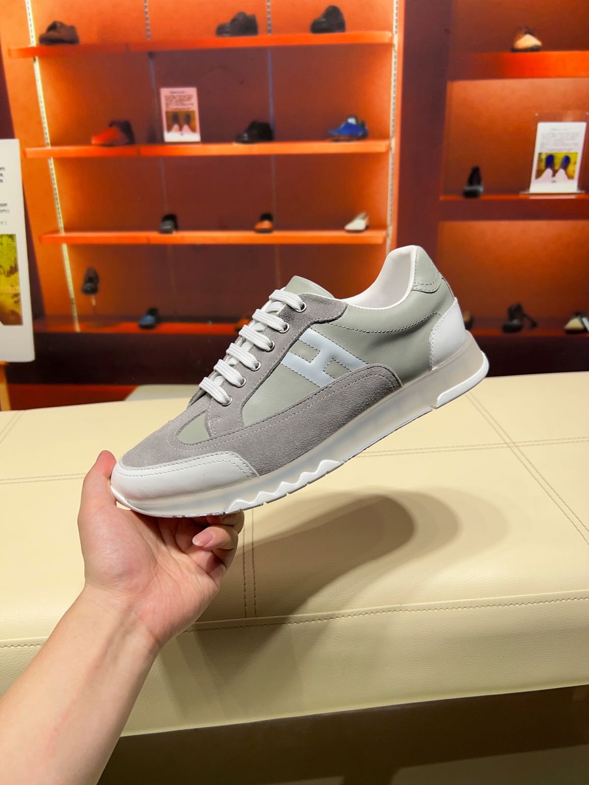 HermÃ¨s Paris Catwalk Style Classic Footwear (Sizes 38-44)