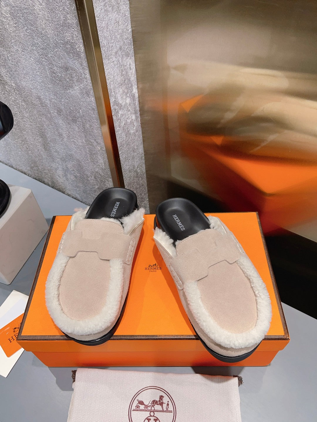 Luxurious HERMES-Inspired Half-Drag Shoes for Men and Women