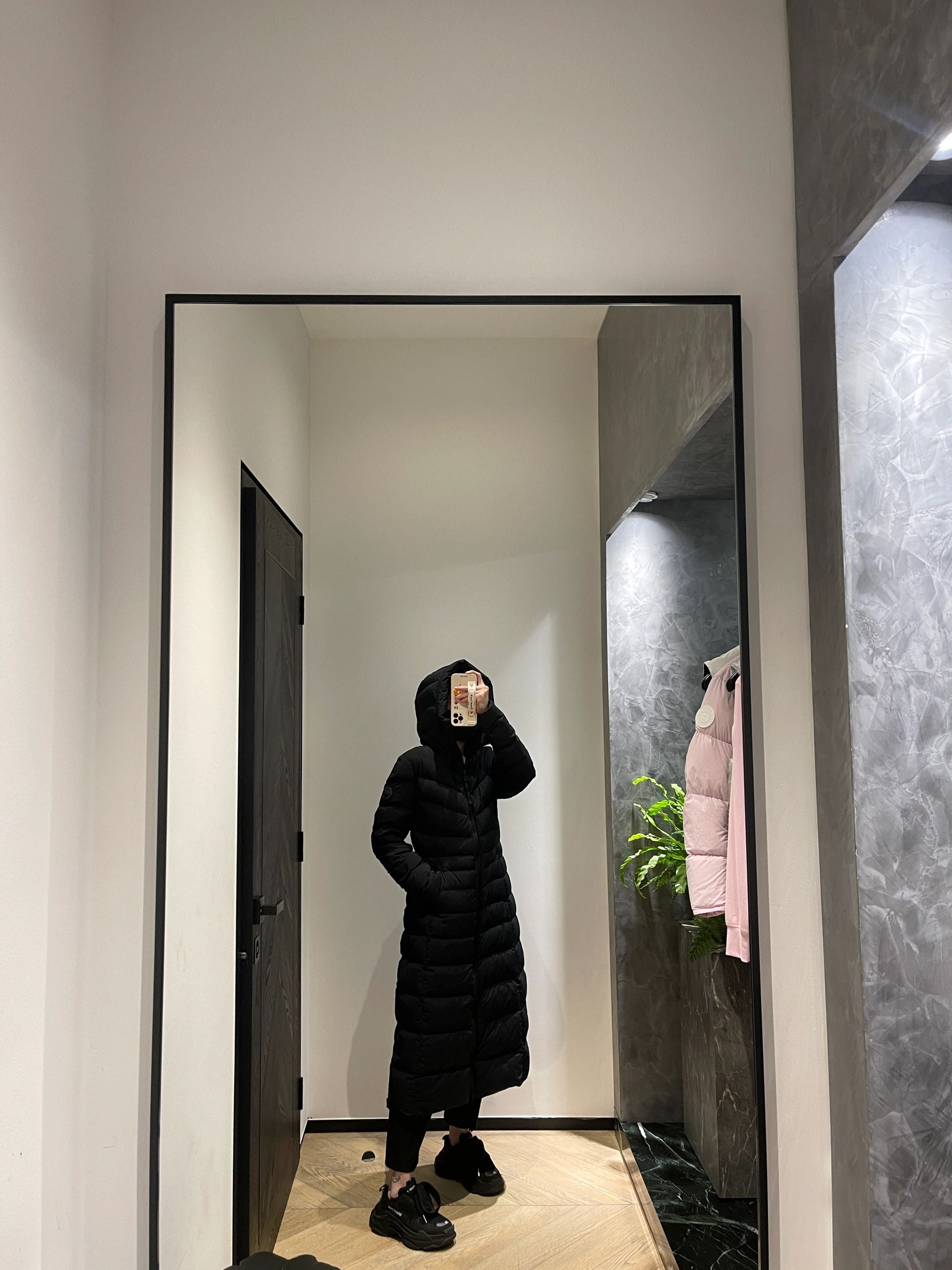 Canada Goose Women's Extra Long Down Jacket - Ultra Lightweight Goose Down