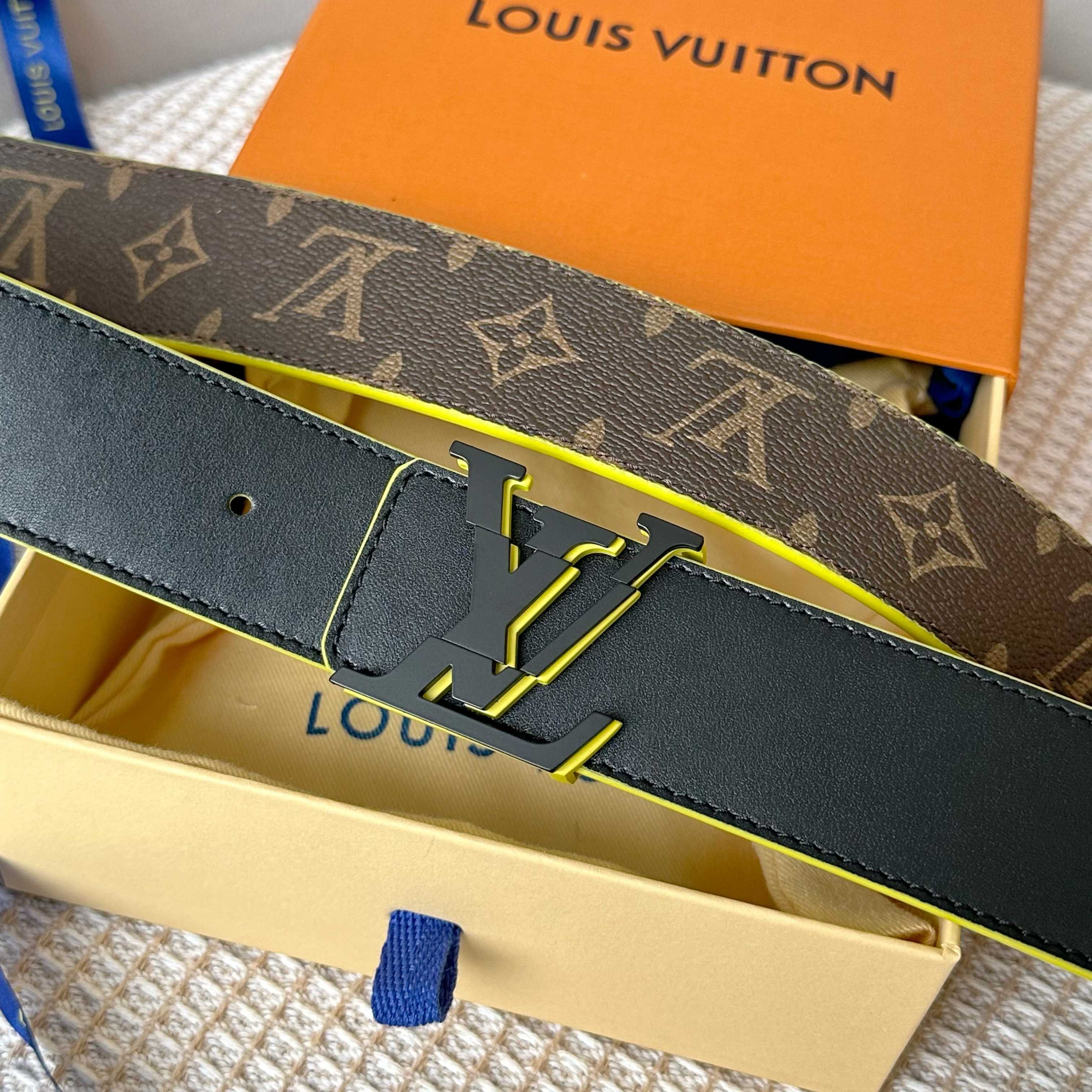 Louis Vuitton Reversible 40mm Canvas Belt â€“ Premium Craftsmanship