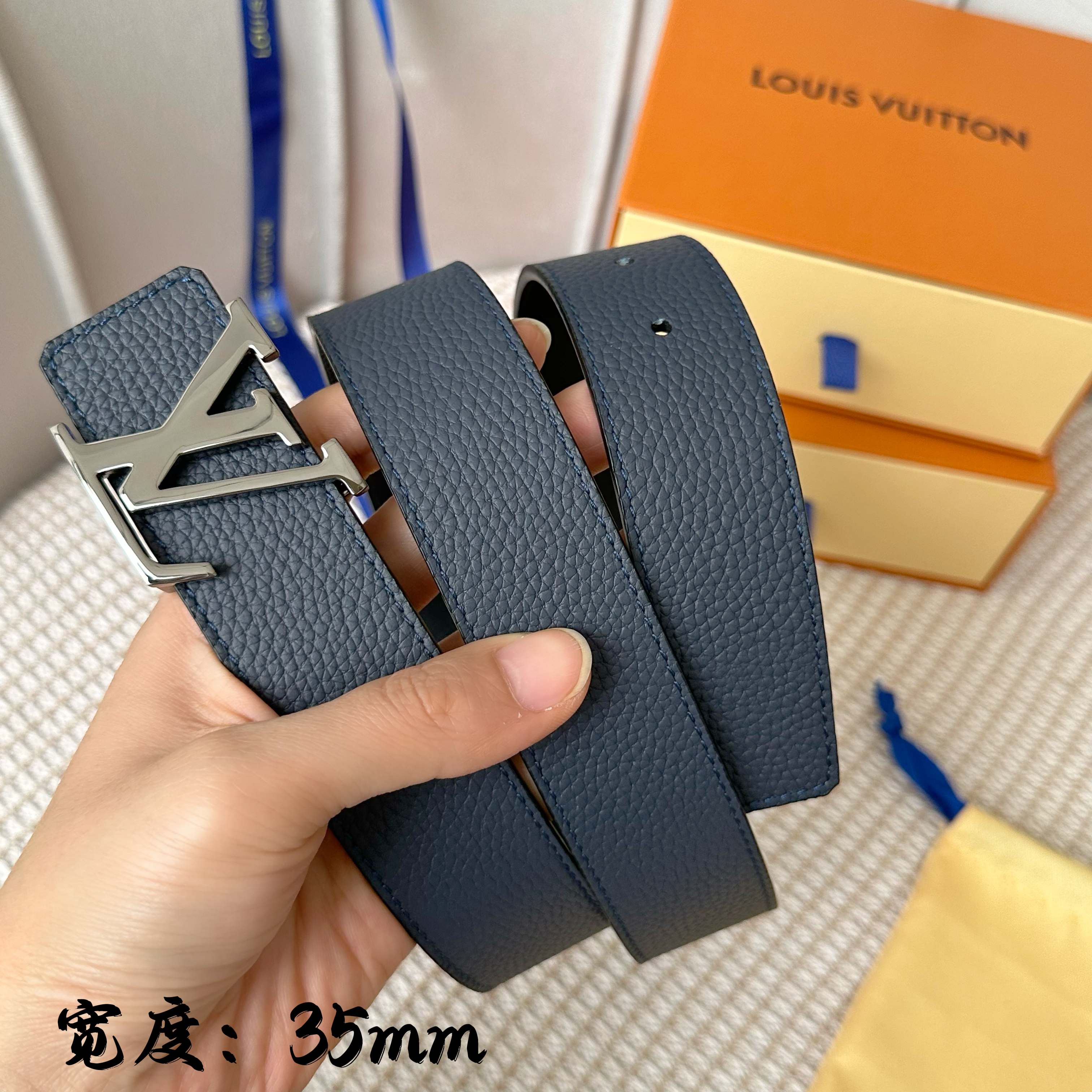 Louis Vuitton Reversible 35mm Belt - Togo Leather & Calfskin