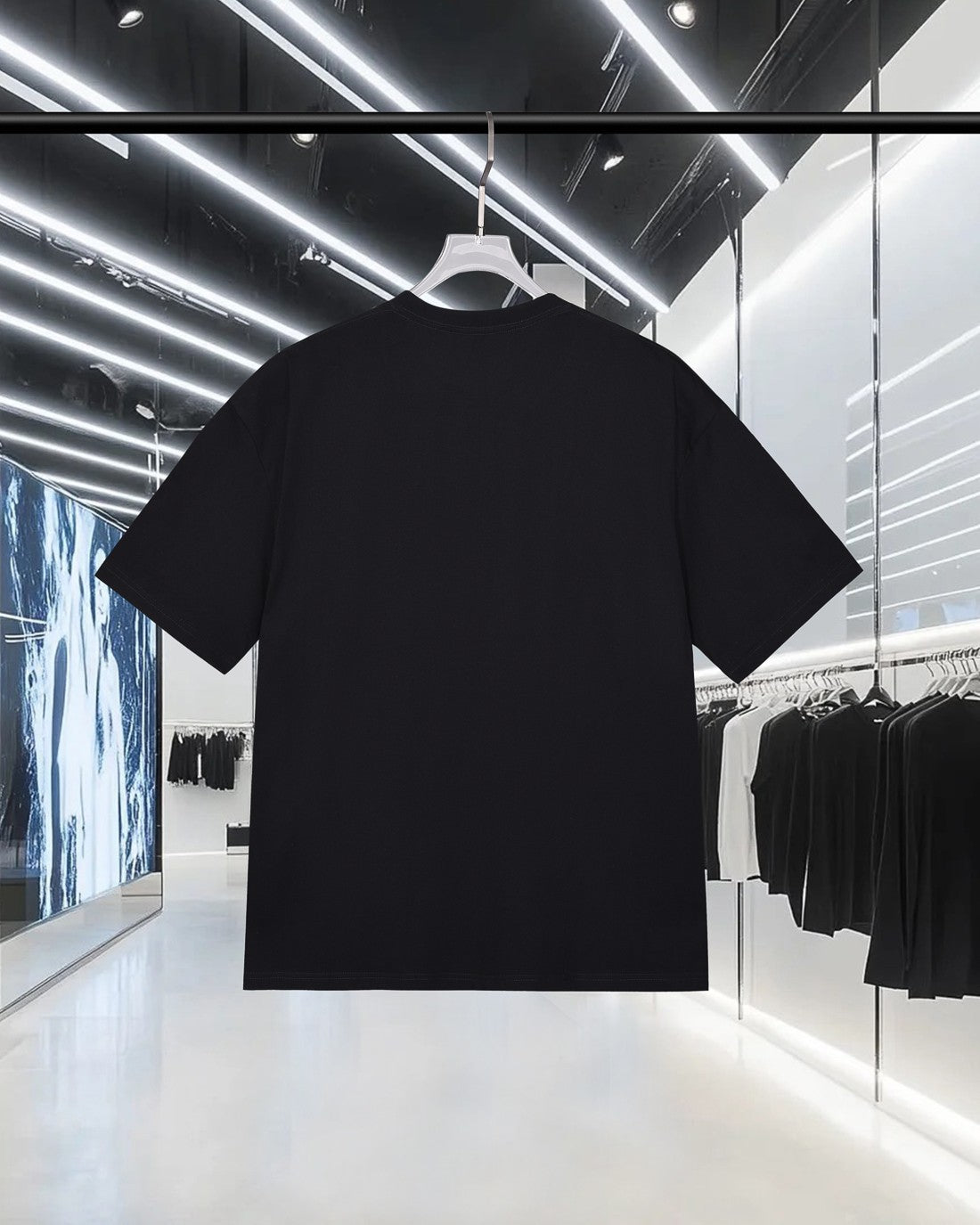 Fendi Classic Logo Embossed Short-Sleeve T-Shirt