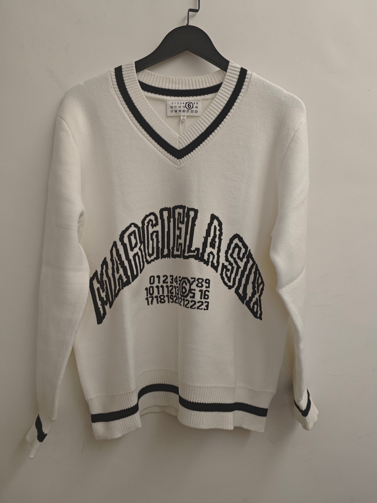 MM6 Maison Margiela Unisex Knitted V-Neck Sweater with Letter Pattern