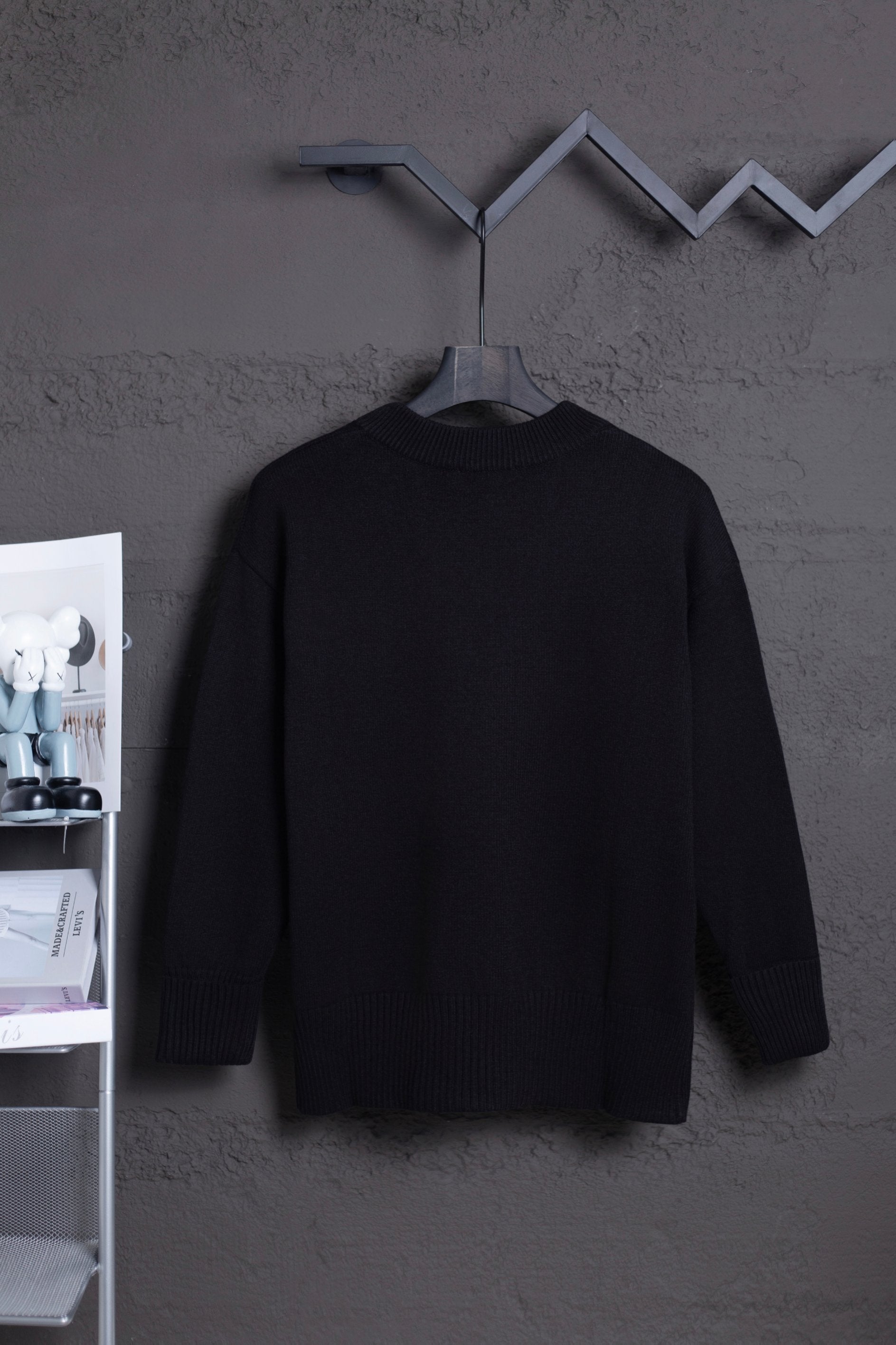 Classic Big Heart Jacquard Cardigan Sweater - MMQ802