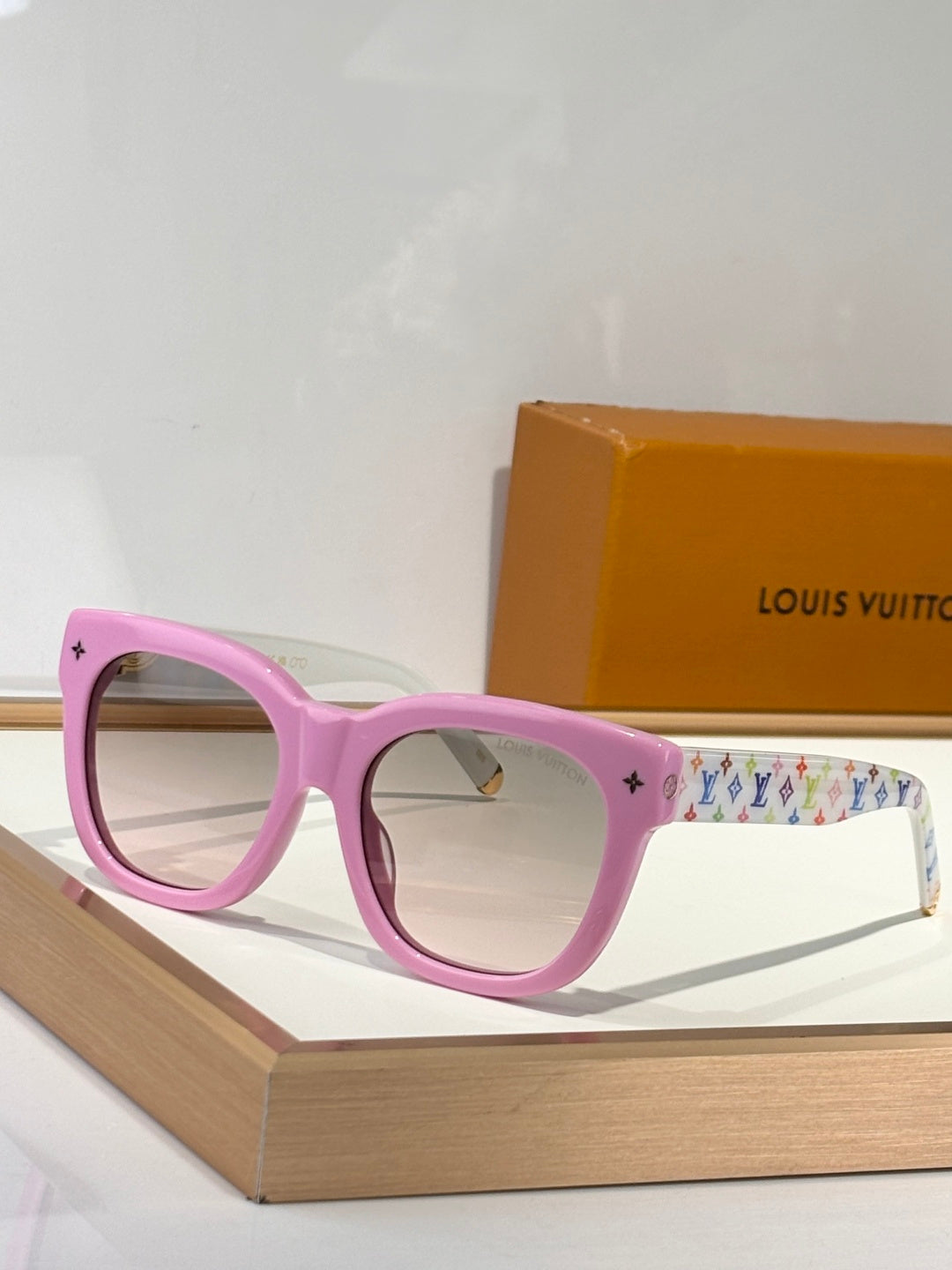 LOUI* Z2725W Stylish Eyewear - Size 54-17-145