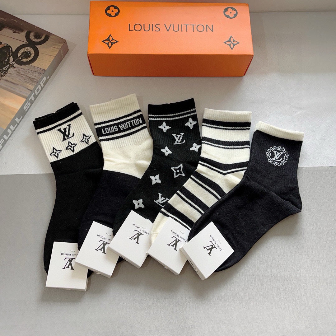 Louis Vuitton Mid-Calf Cotton Socks - 5 Pairs
