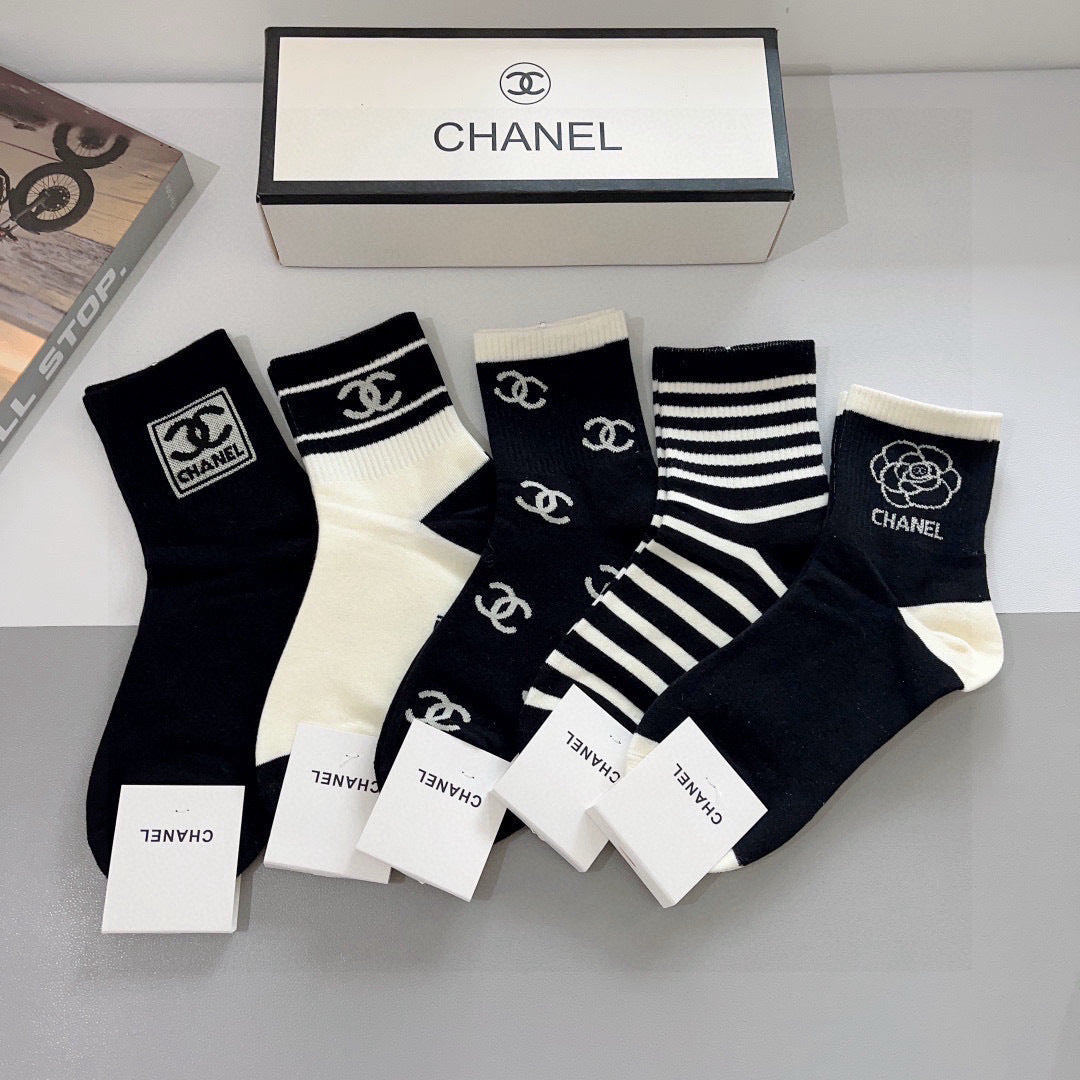 CHANEL Classic Mid-Calf Cotton Socks - 5 Pairs Box