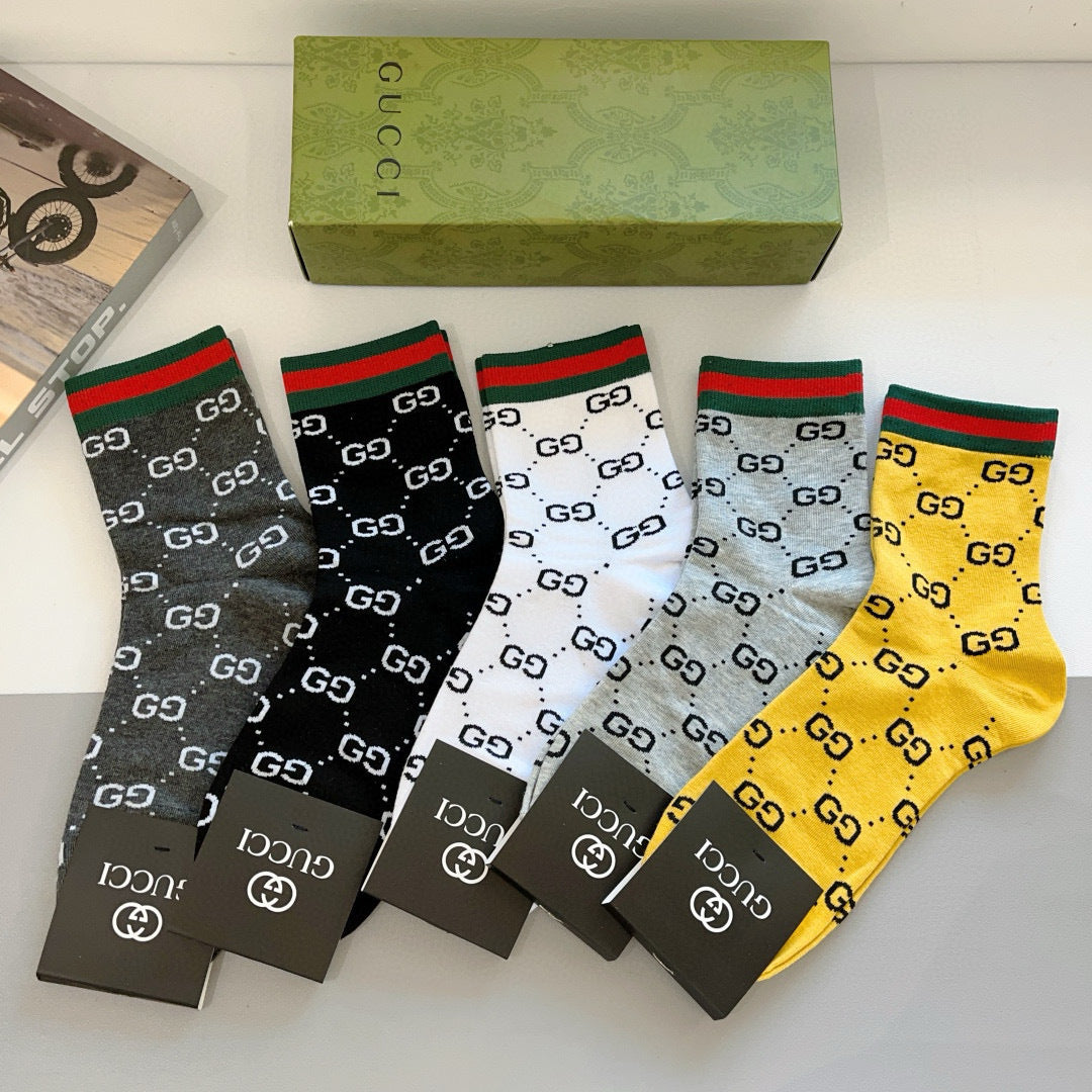 Gucci Mid-Calf Men's Socks - Pure Cotton, Classic Double G Design