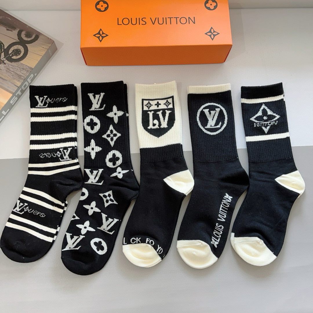 Louis Vuitton Classic Letter Logo Stockings - 5 Pairs