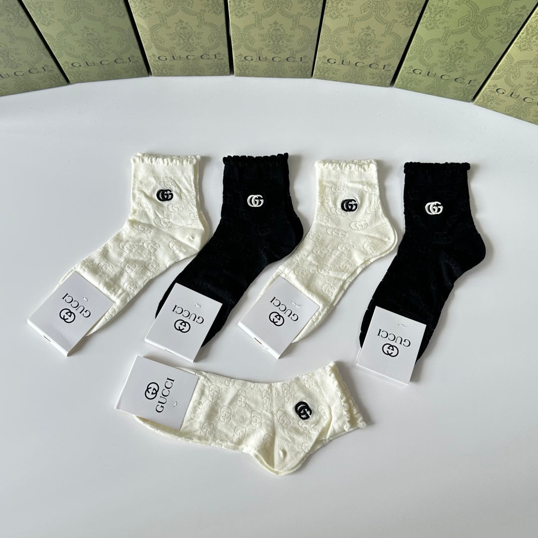 Luxury Gucci Classic Mid-Length Pile Socks - Set of 5