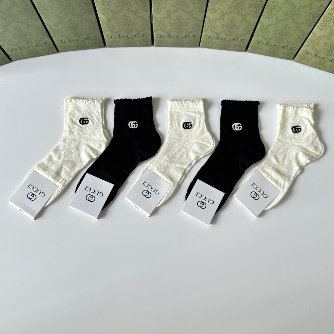 Luxury Gucci Classic Mid-Length Pile Socks - Set of 5