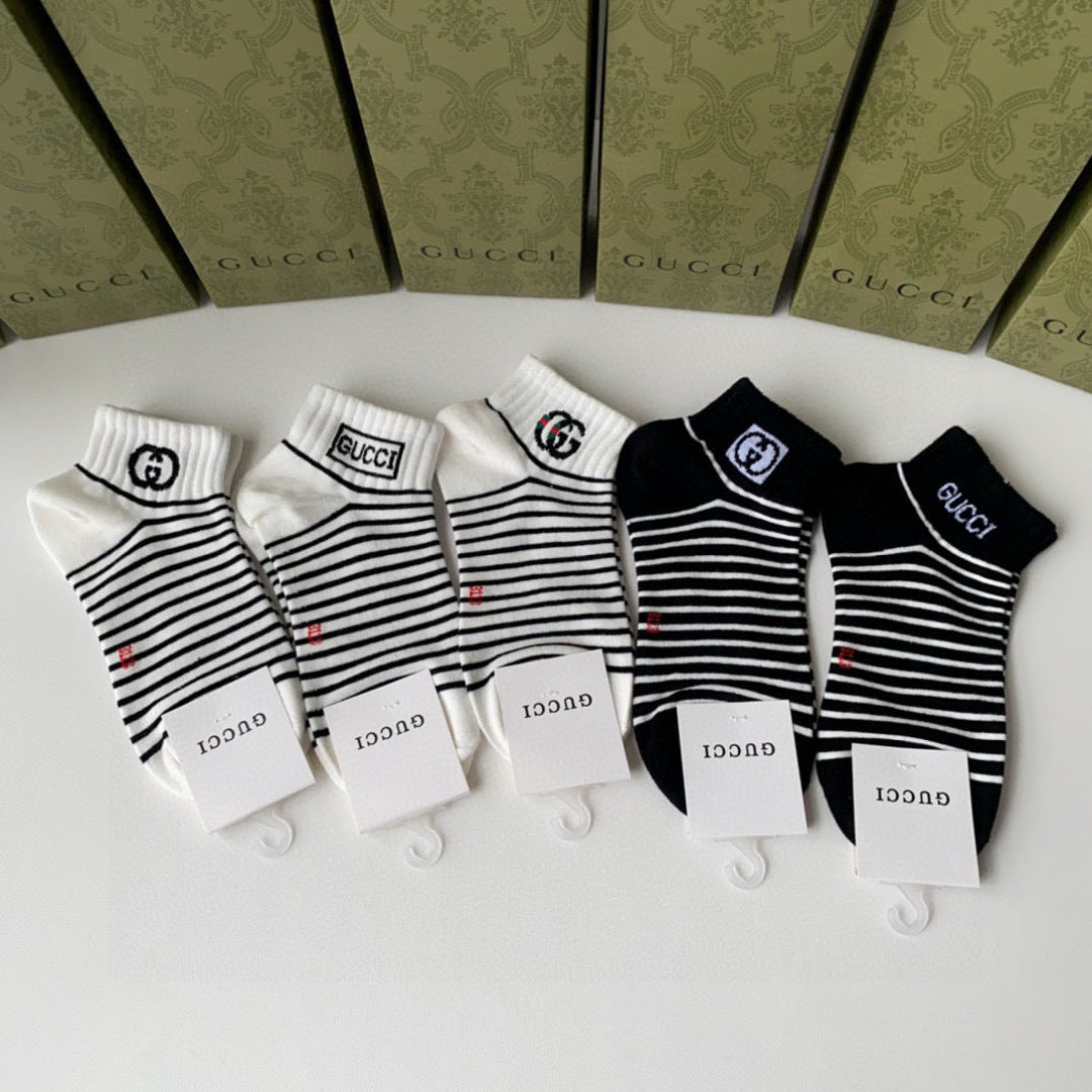 Gucci Pile Socks - Five Pairs in Stylish Packaging