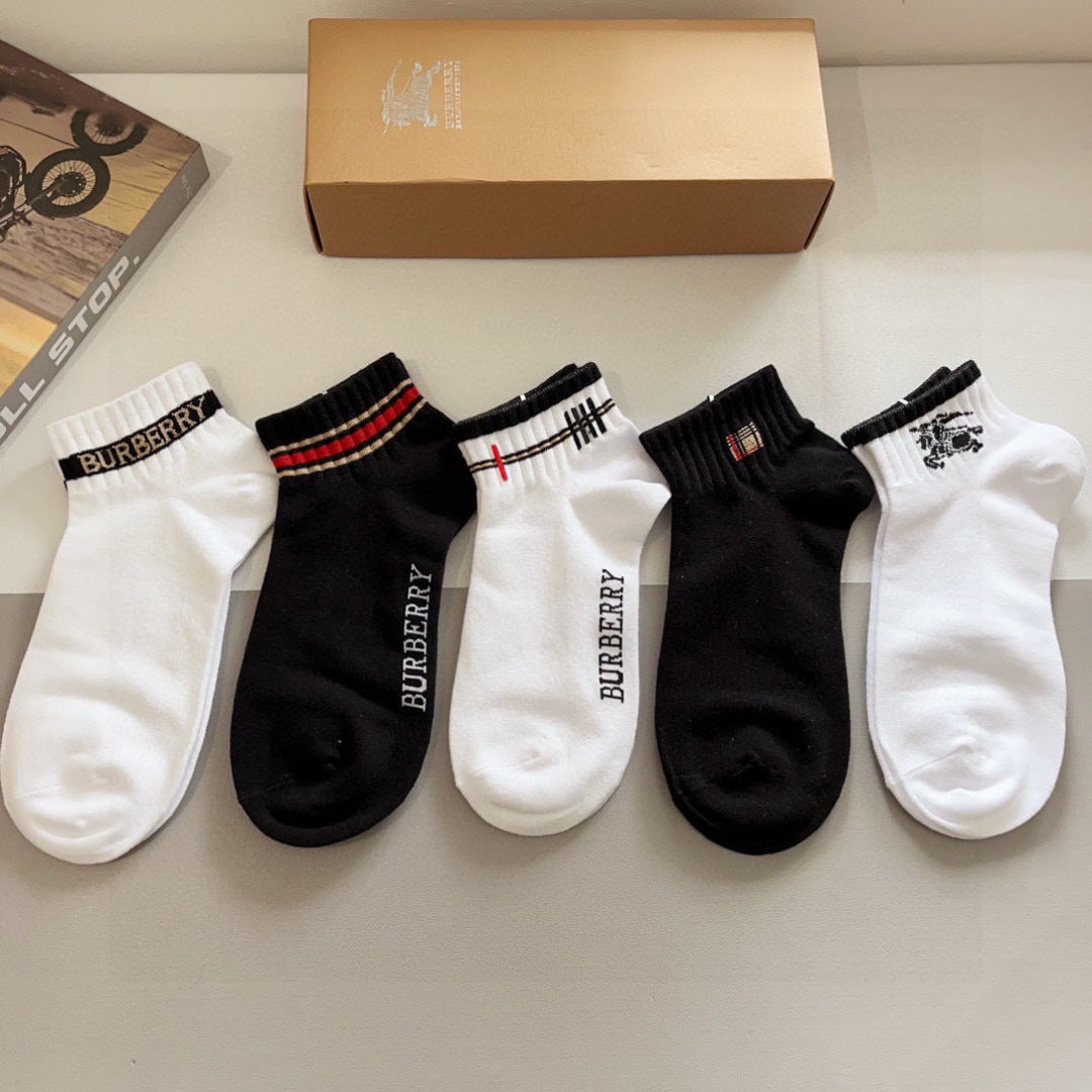 Burberry Mid-Length Wool Socks - Soft, Fashionable & Versatile