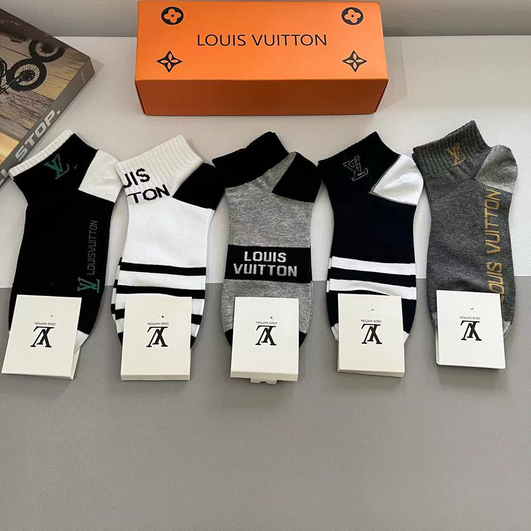 Louis Vuitton Classic Cotton Mid-Calf Socks - 5 Pairs