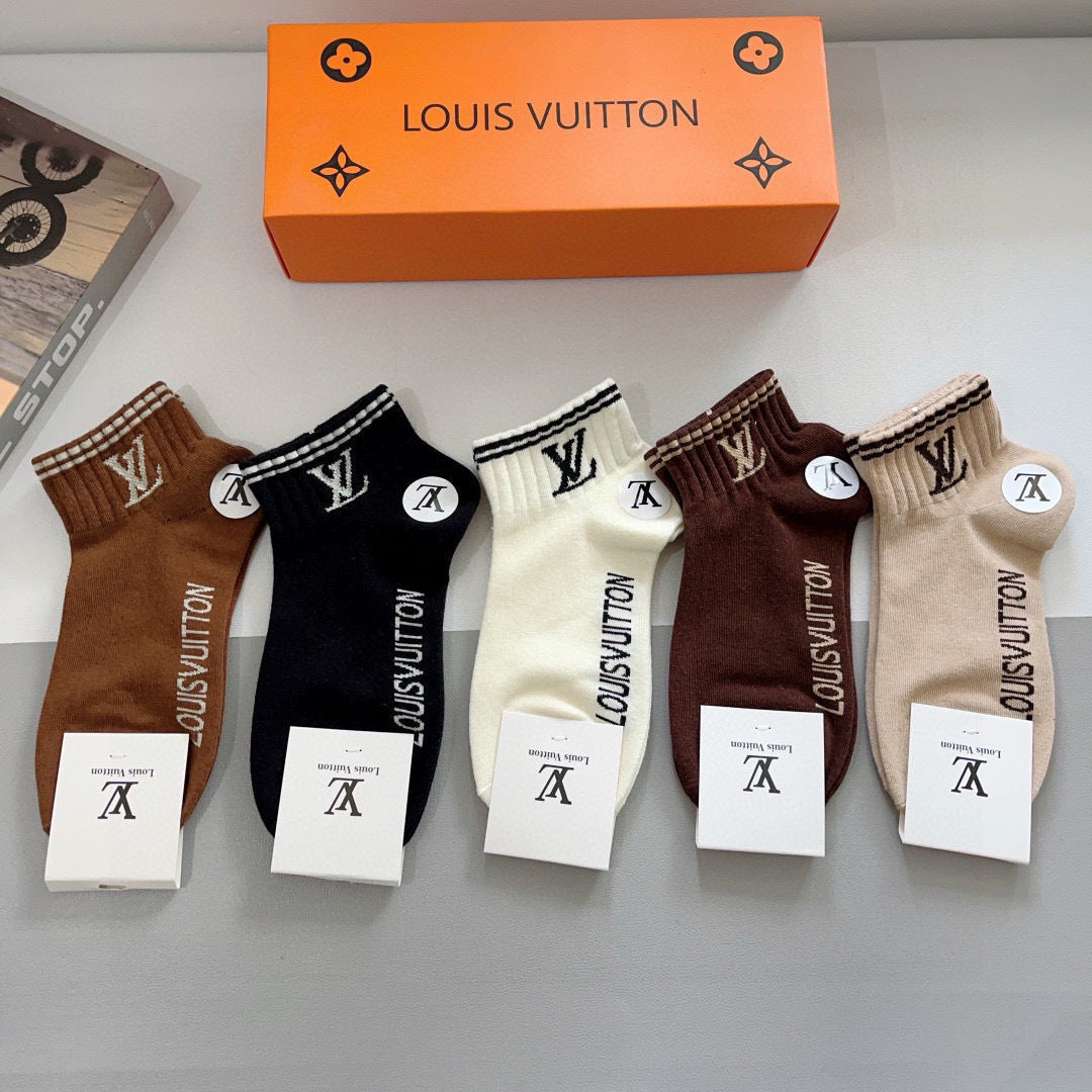 Louis Vuitton Classic Mid-Calf Cotton Socks - 5 Pairs