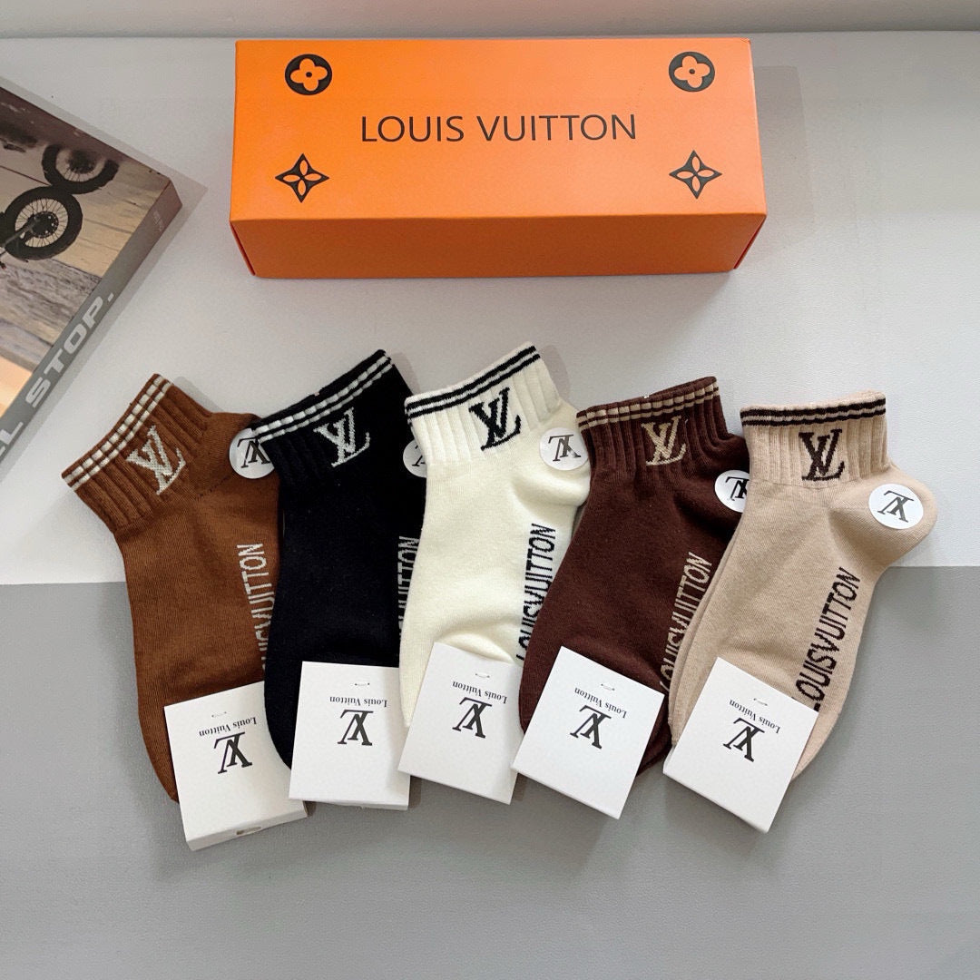 Louis Vuitton Classic Mid-Calf Cotton Socks - 5 Pairs