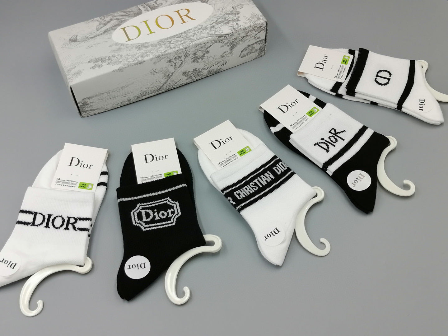 DIOR Luxury Mid-Length Pile Socks - 5-Pair Set
