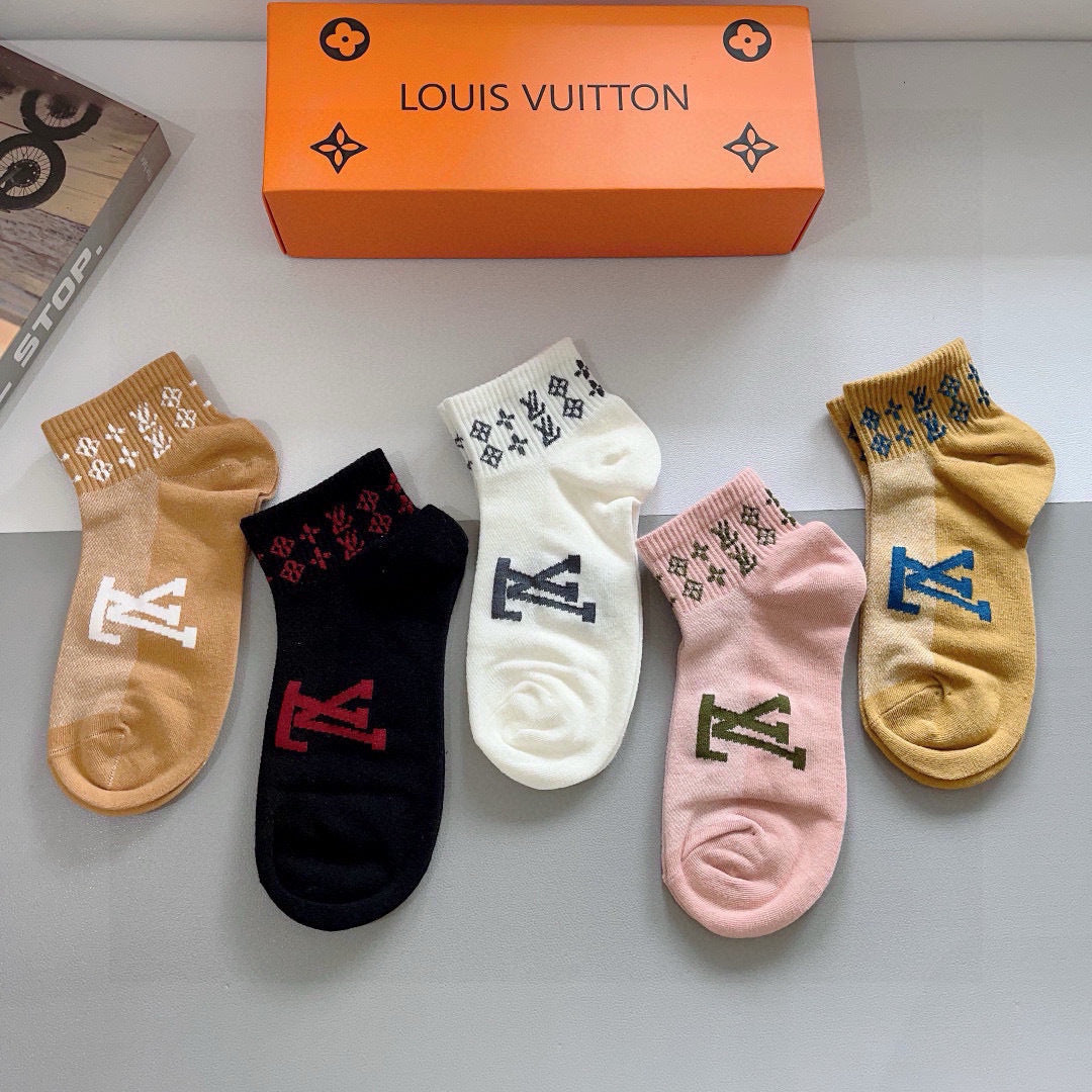 Luxury LV Louis Vuitton Cotton Mid-Calf Socks â€“ 5 Pairs