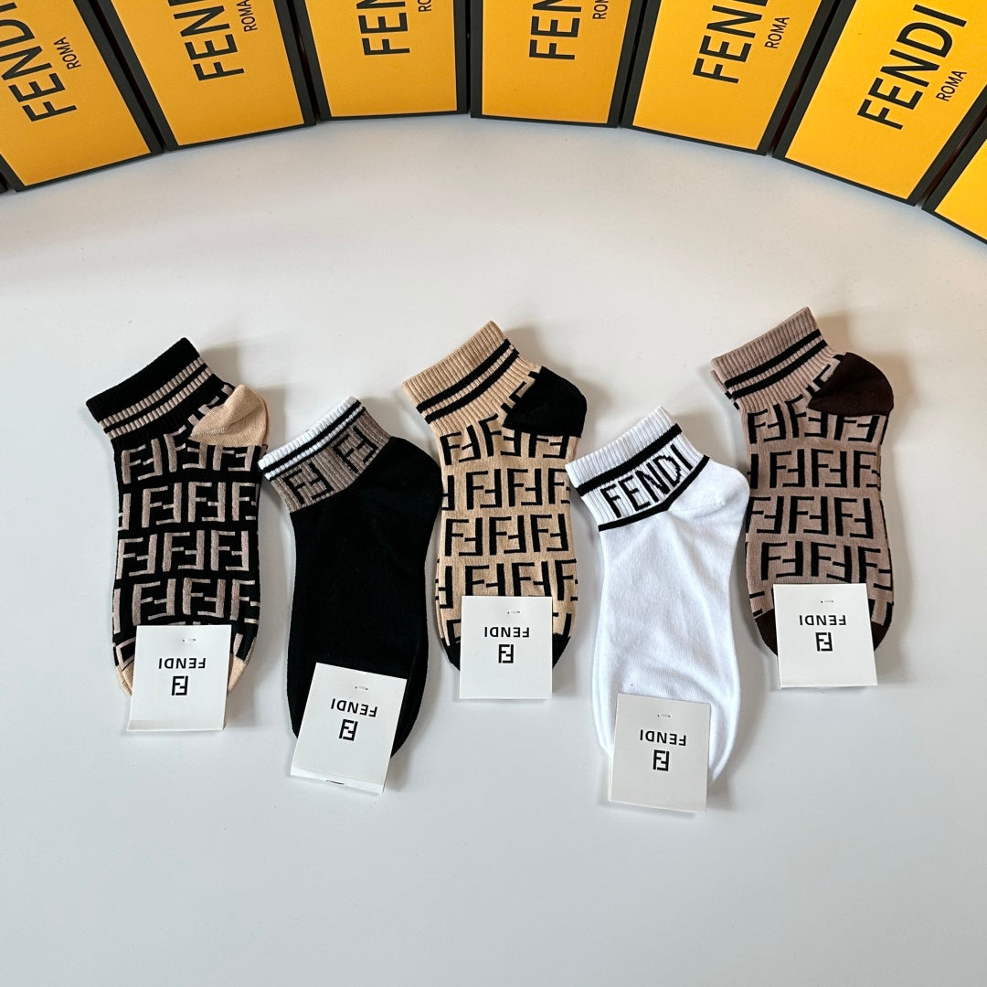Fendi Medium and Short Tube Socks - 5 Pairs Gift Box