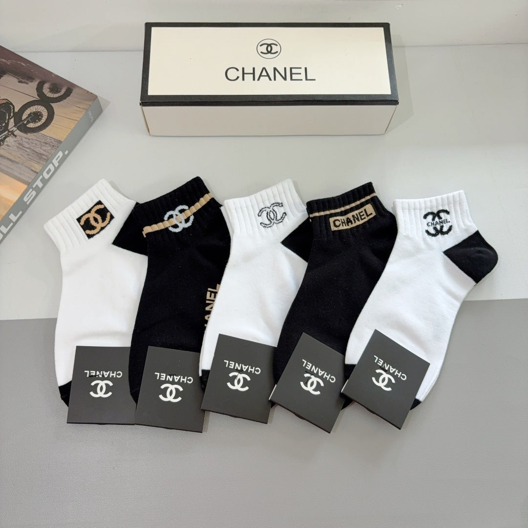 CHANEL Luxury Boat Socks - 5 Pairs in Stylish Box