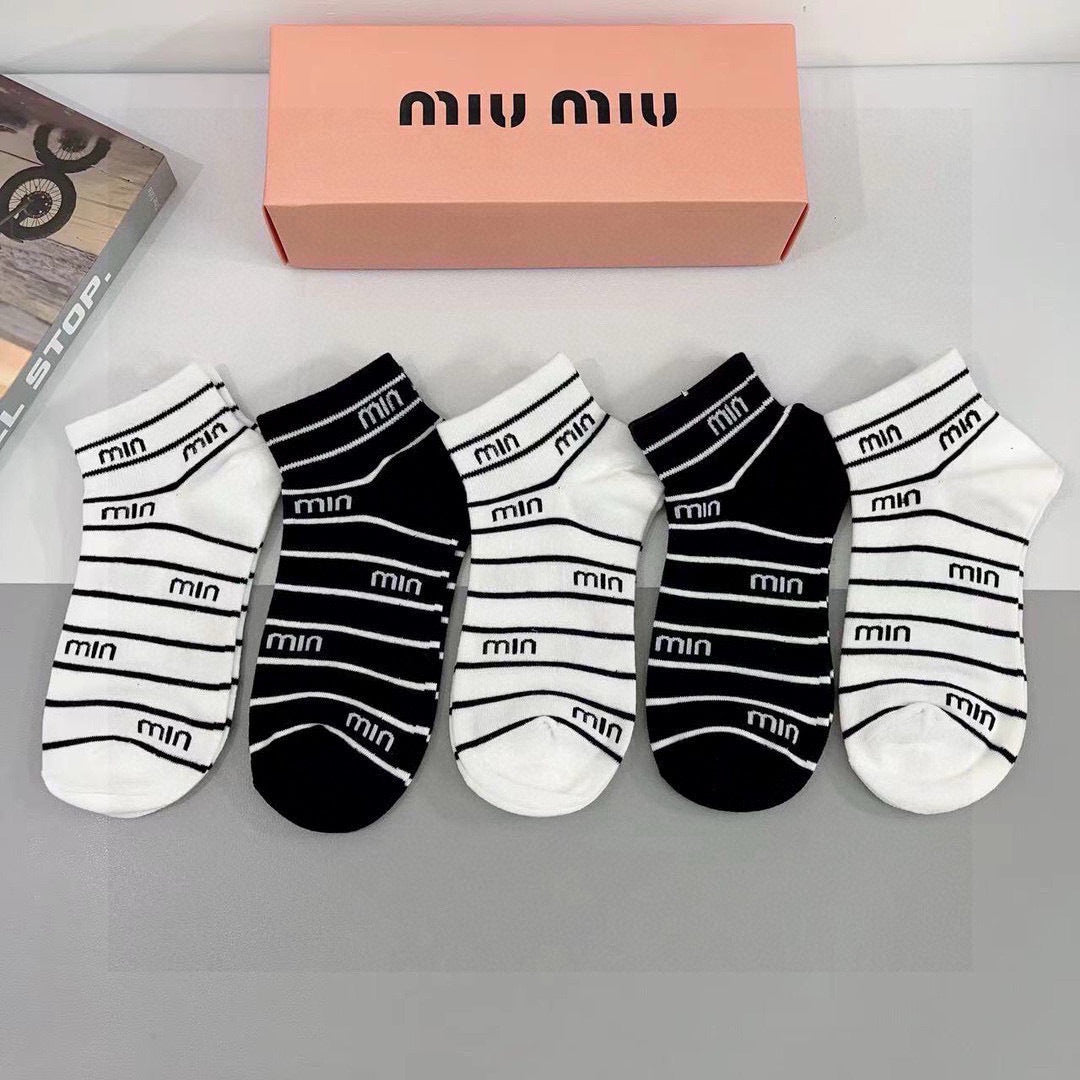 Miu Miu Celebrity-Approved Cotton Mid-Calf Socks - 5 Pairs