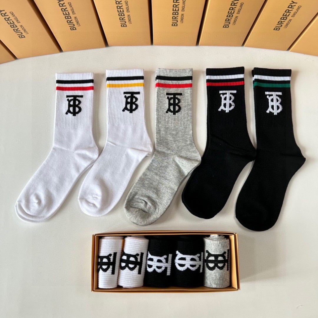 Burberry Mid-Length Socks - 5 Pairs Luxury Collection