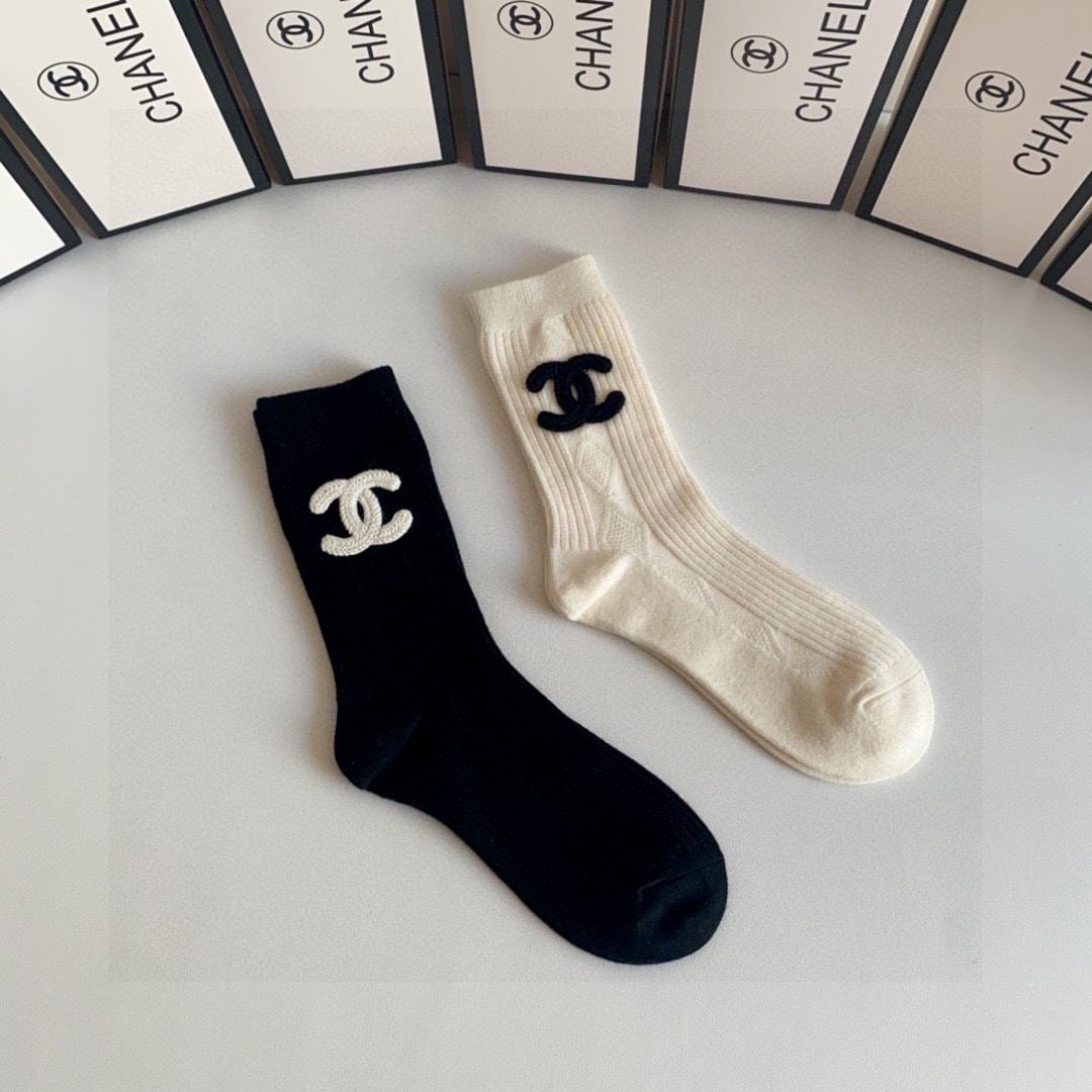Chanel Mid-Length Pile Socks - Trendy & Stylish