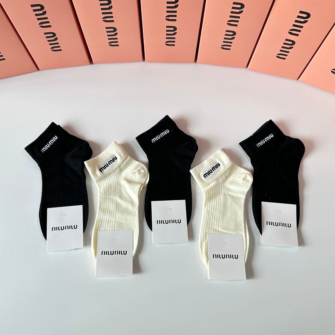 MiuMiu Embroidered Medium & Short Socks - 5 Pair Set