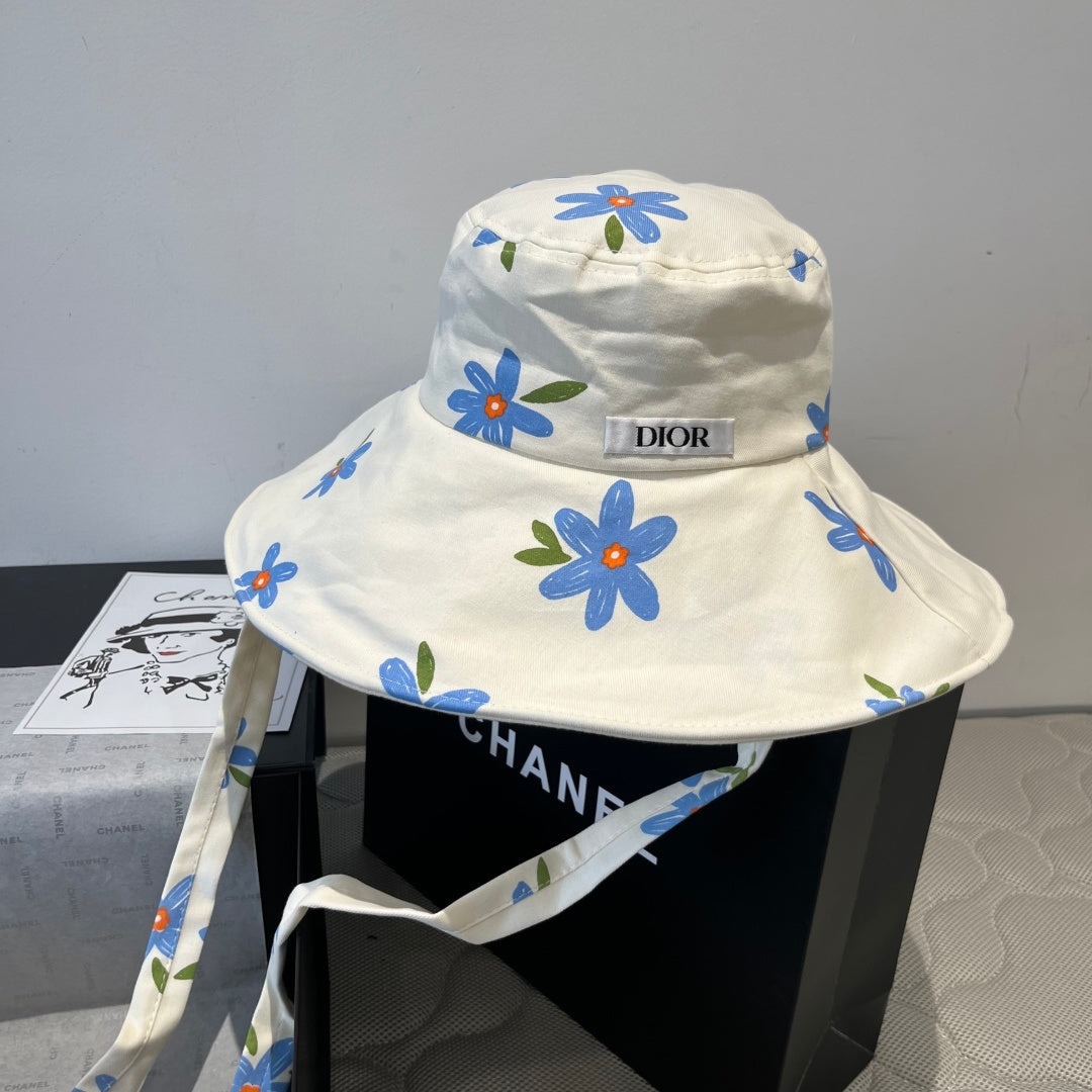 Stylish Dior Bucket Hat - 57cm Head Circumference
