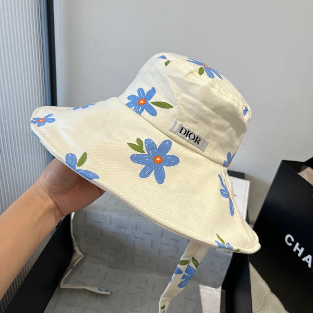 Stylish Dior Bucket Hat - 57cm Head Circumference