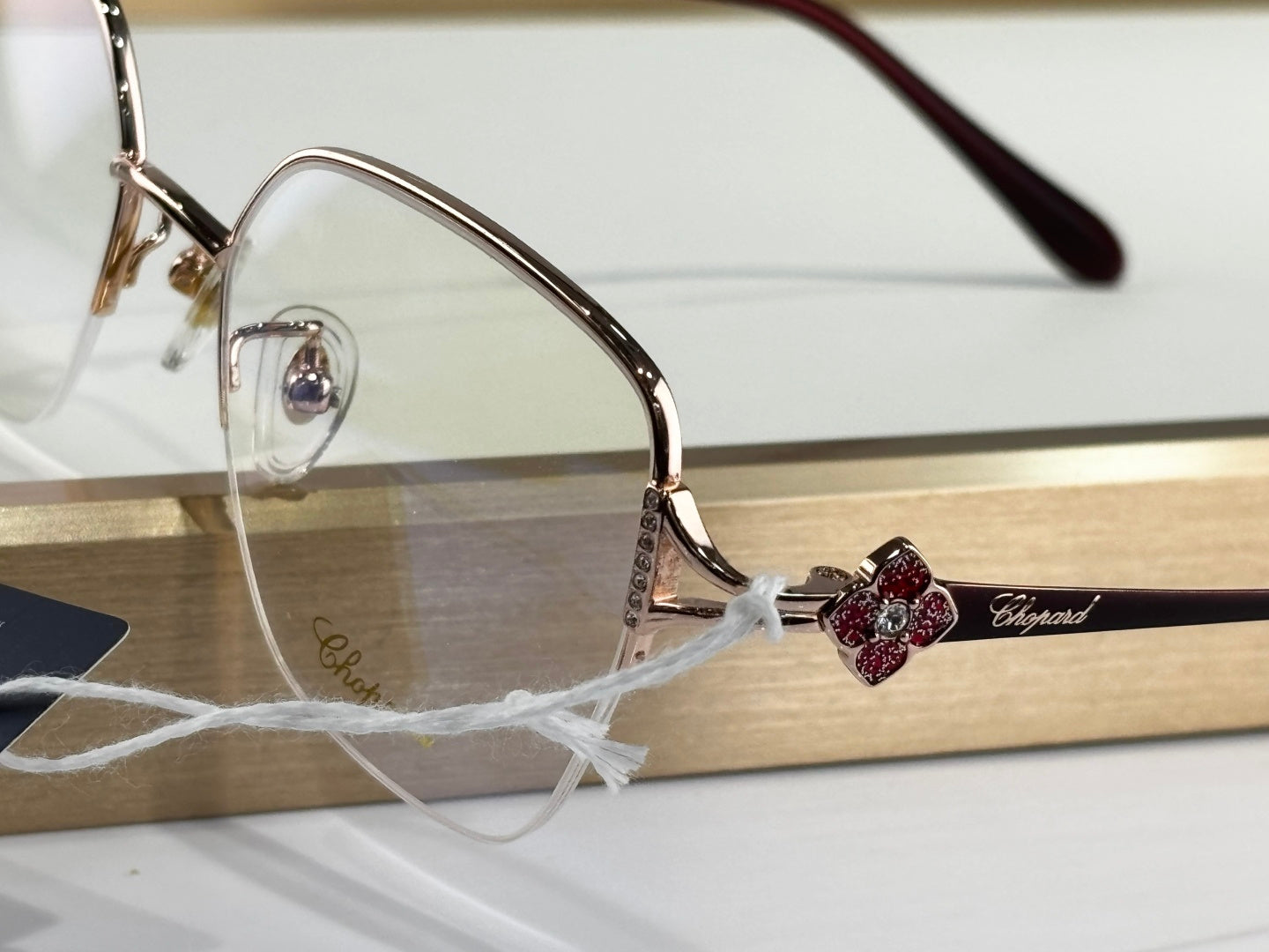 Chopar Titanium Eyewear - Model VCHL71J