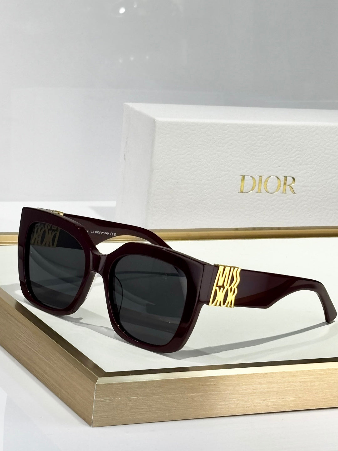 Miss Dior S2F Sunglasses - New Color Edition, Size 55-22-140