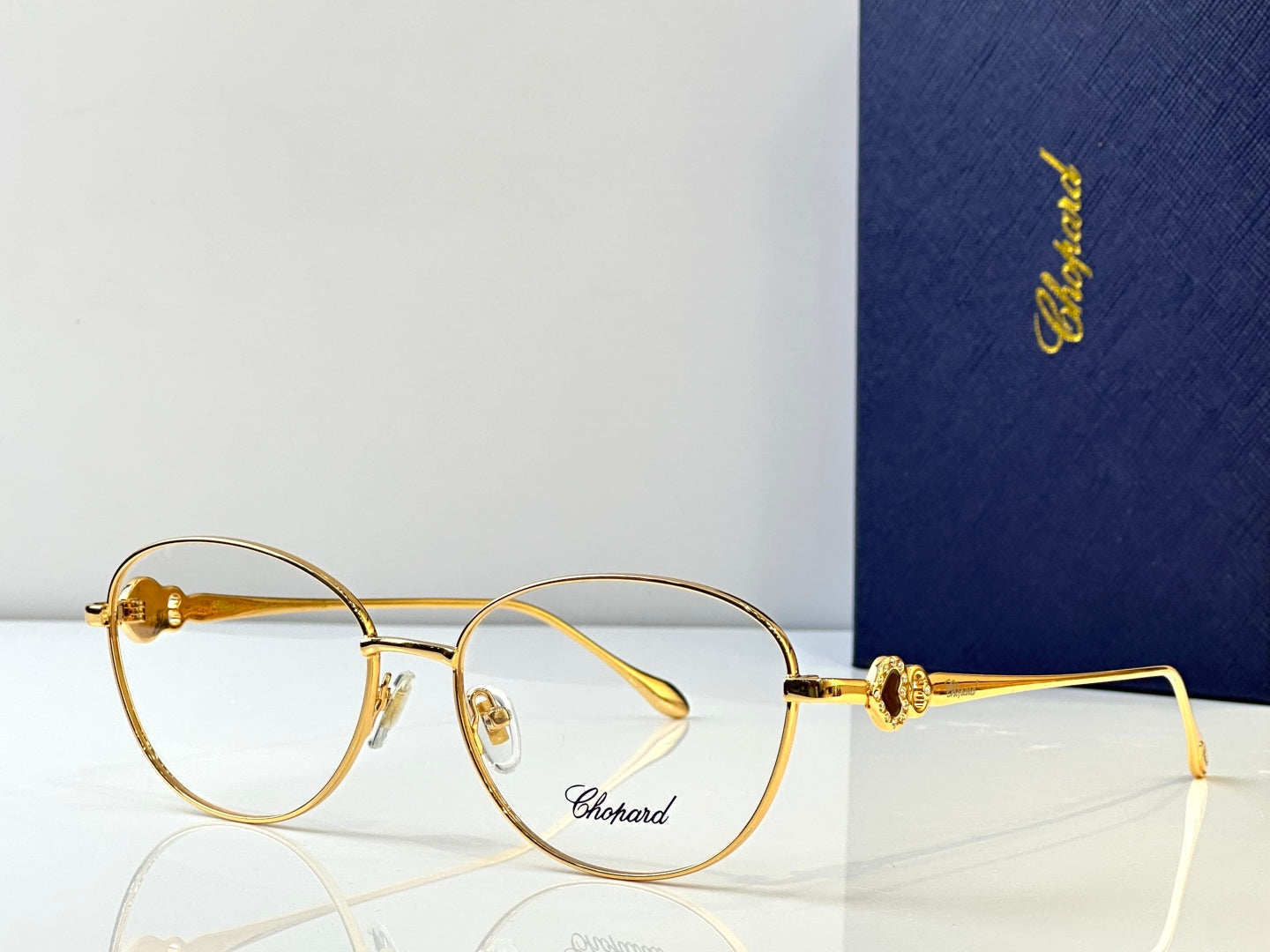 Stylish Oval Frame Eyeglasses - Model VCHL34J