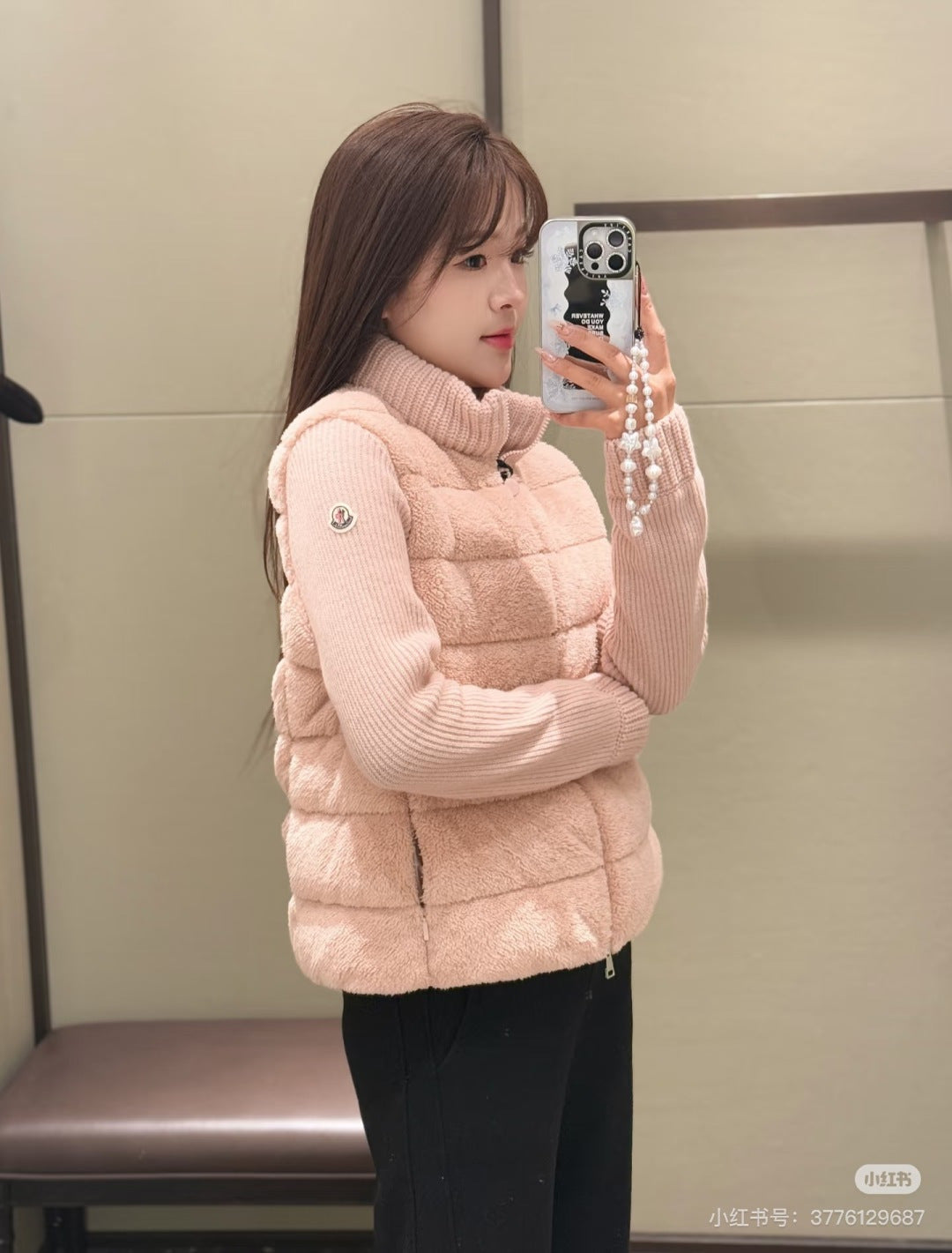 Moncler Women's Teddy Velvet Zipper Cardigan - Elegant Style in Pink, White, and Gray