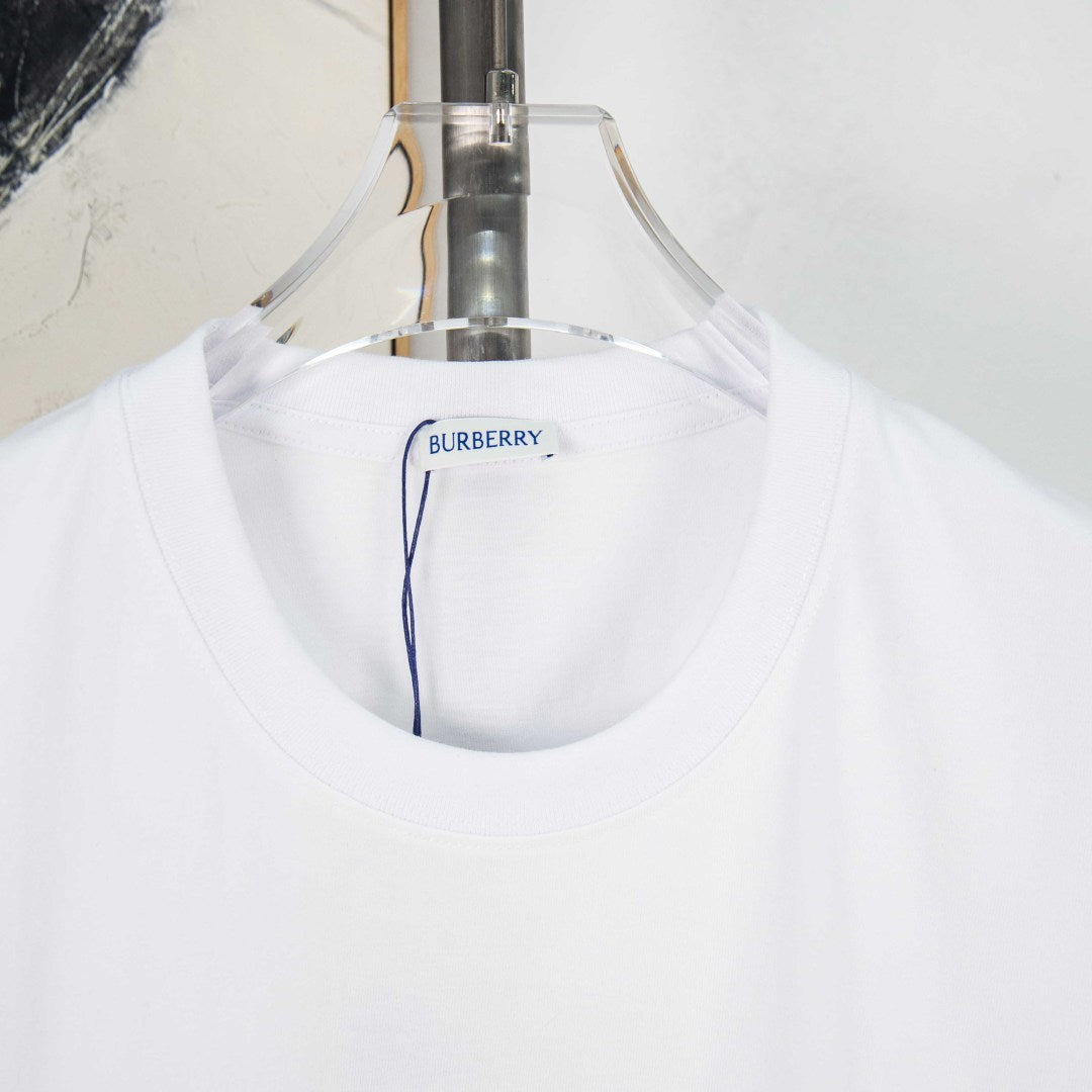 Burberry Classic Gradient Logo T-Shirt â€“ Premium Quality
