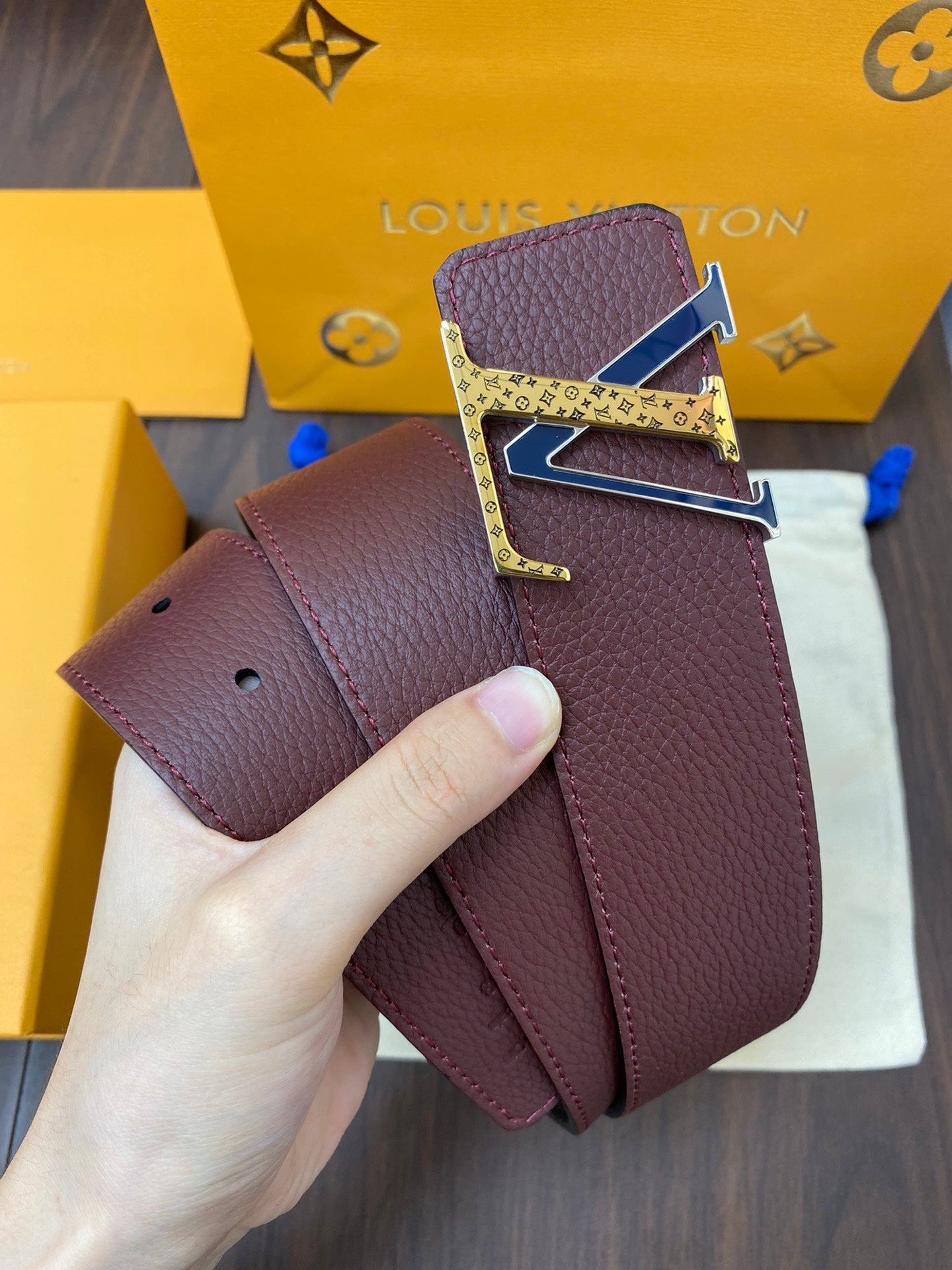 Authentic LV OEM Leather Goods with Integrated Casting Hardware