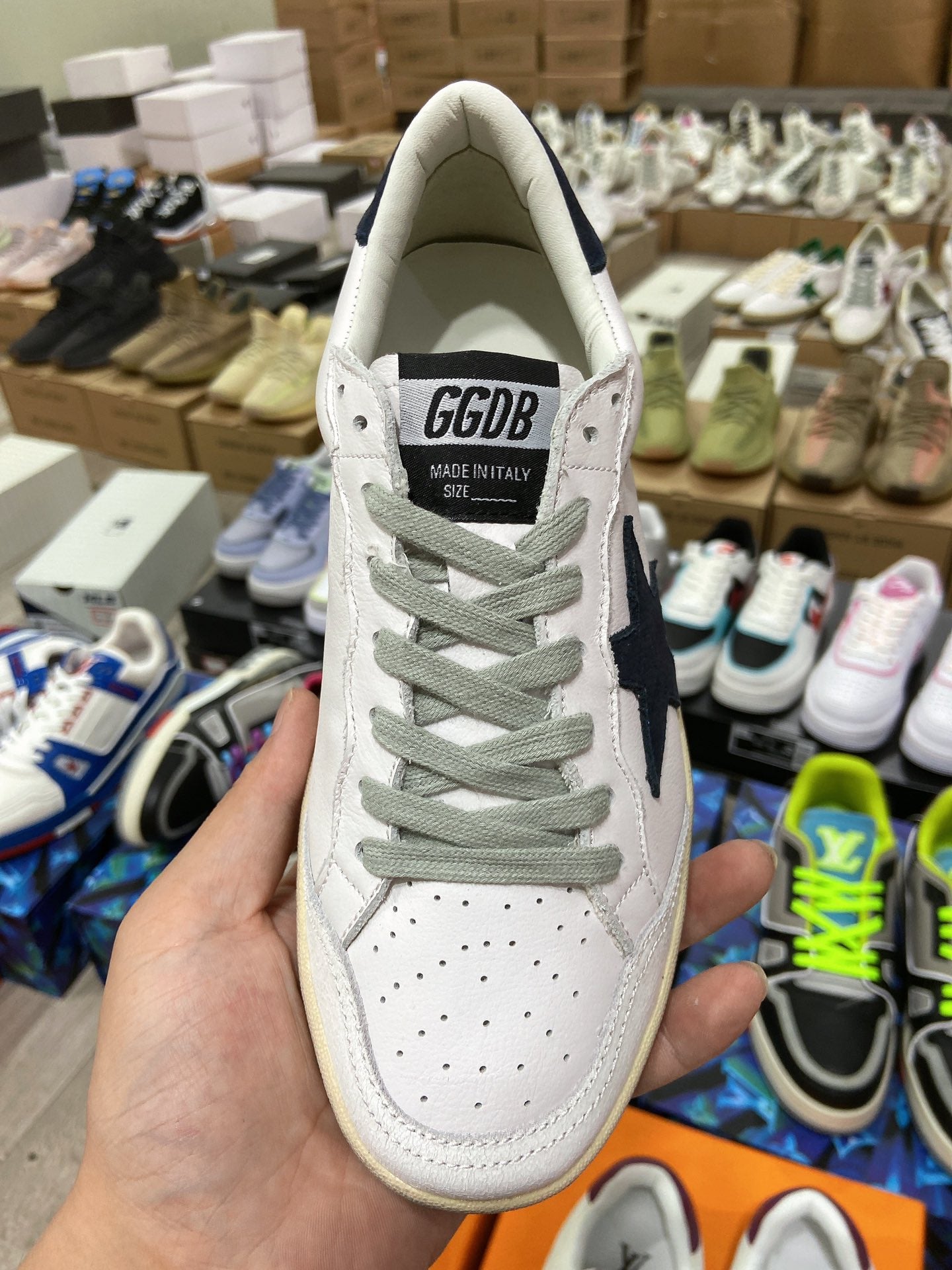 Golden Goose Super Star Sneakers - Celebrity-Approved Comfort and Style