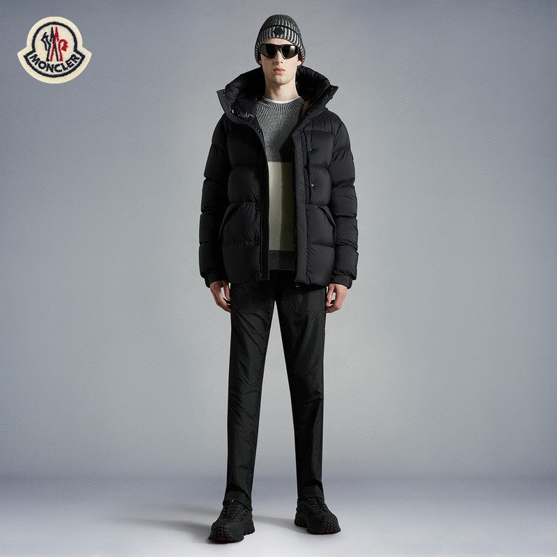 Moncler Madeira Down Jacket - Premium Goose Down, Stylish Unisex Design
