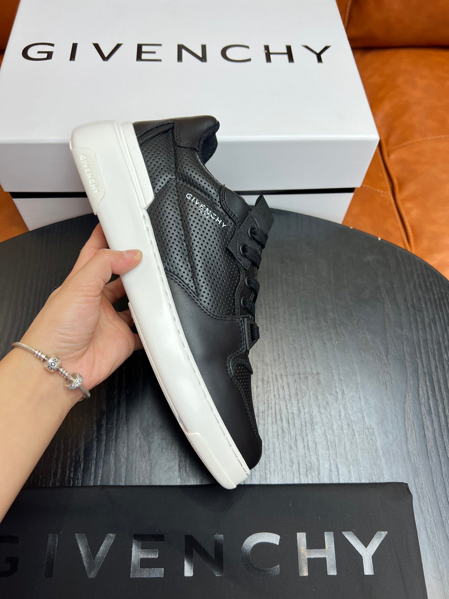 Givenchy Wing Low-Top Men's Sneakers - Luxury & Comfort