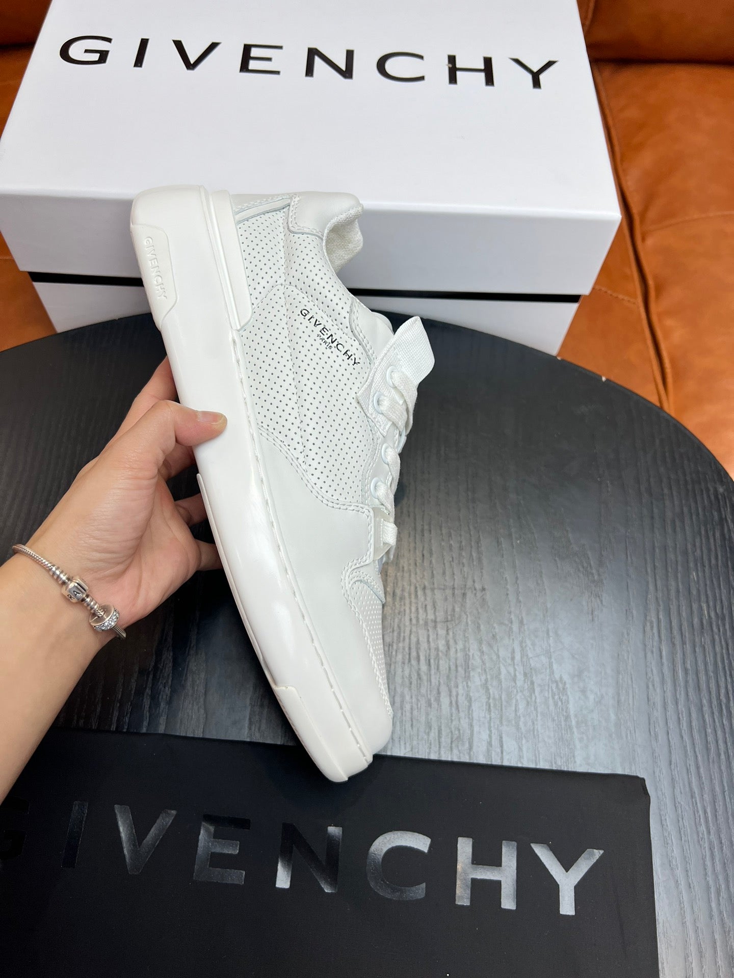 Givenchy Men's Wing Low-Top Sneakers - Luxury Comfort and Style
