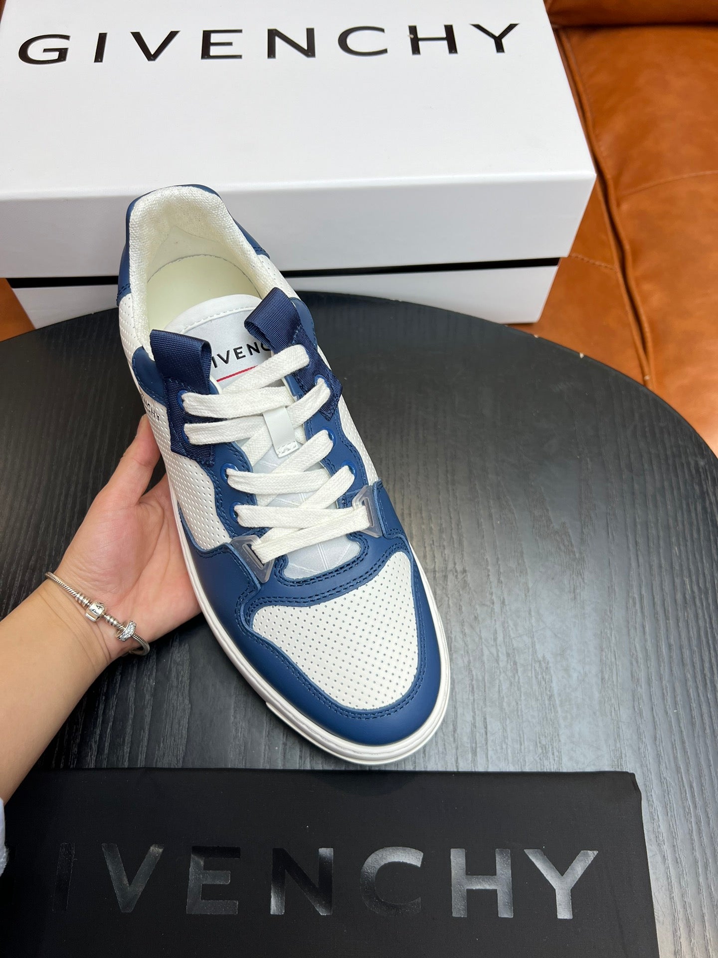 Givenchy Wing Low-Top Men's Sneakers - Luxury Breathable Comfort