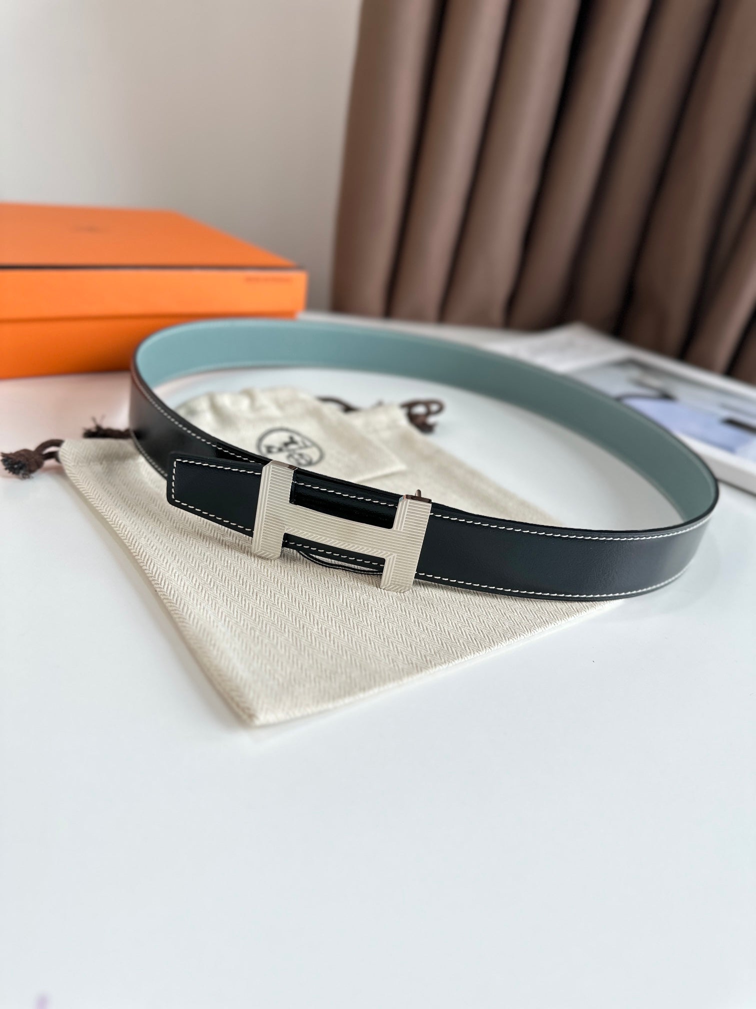 H Belt Buckle with Reversible Leather Strap