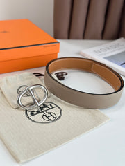 Premium H Belt Buckle with Reversible Leather Strap