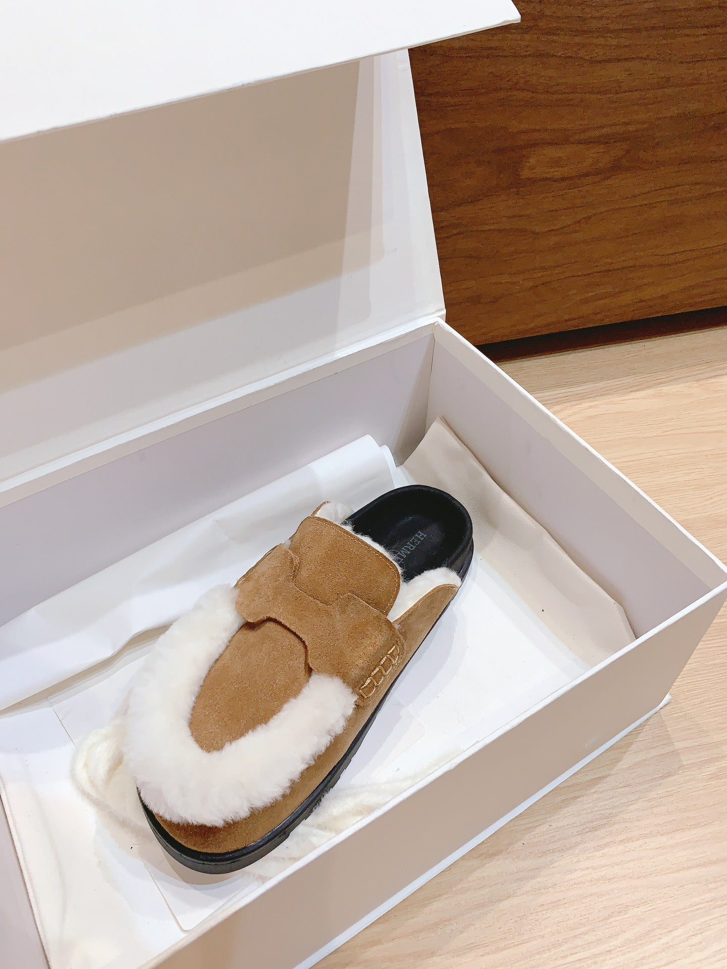 Teddy Fur Birkenstock Style Slippers - Cozy & Chic Footwear