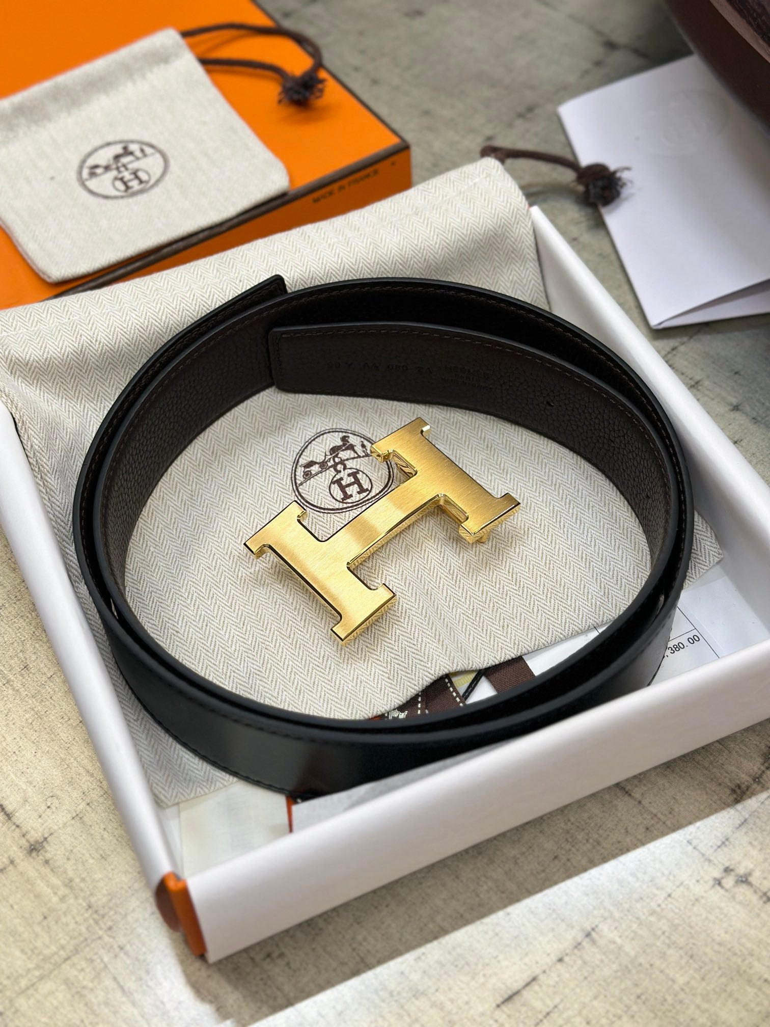 Constance Reversible Leather Strap & Belt Buckle