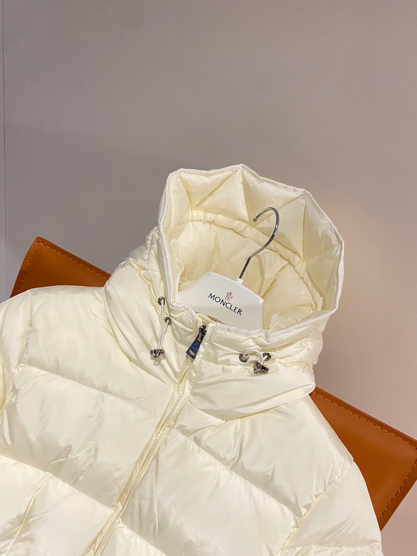 Women's Slim-Fit Avoce Down Jacket - Moncler Autumn/Winter Collection