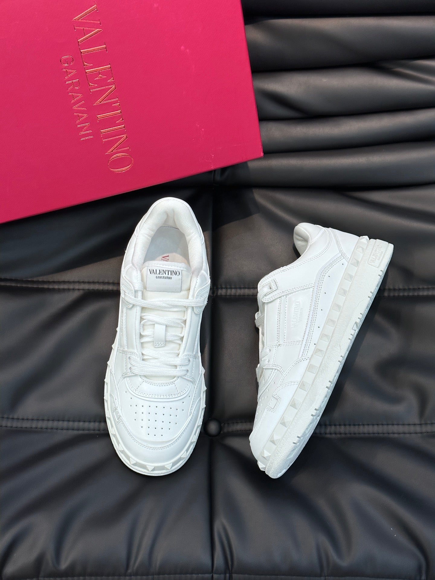 High-End Valentin Warren Low-Top Calfskin Sneakers for Men