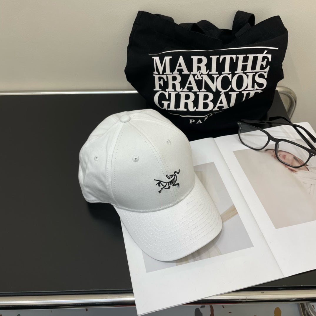 Arc'teryx Small Bird Hat - Lightweight Adjustable Baseball Cap