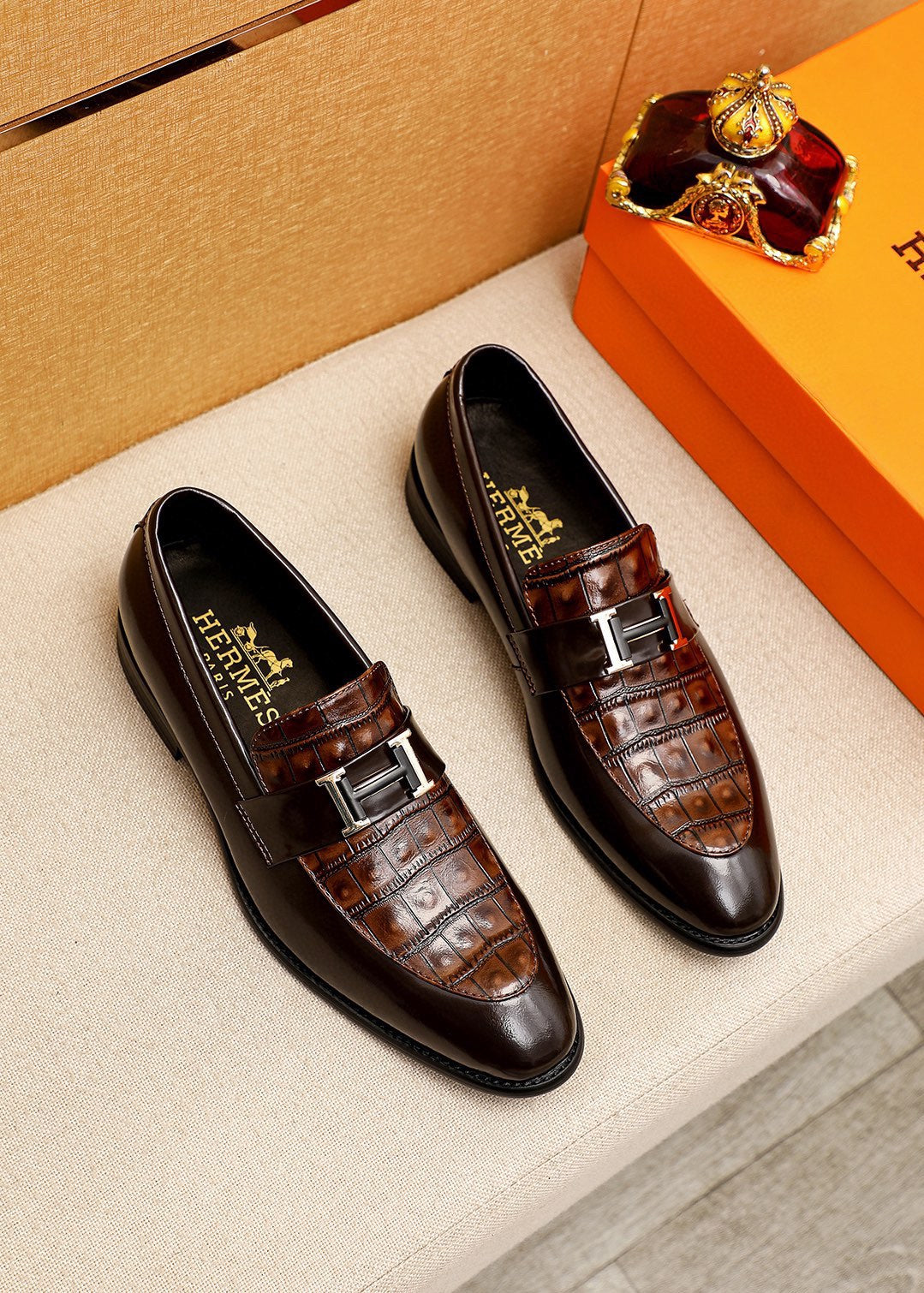 Hermes Casual Leather Shoes - Premium Calfskin & Classic Hardware