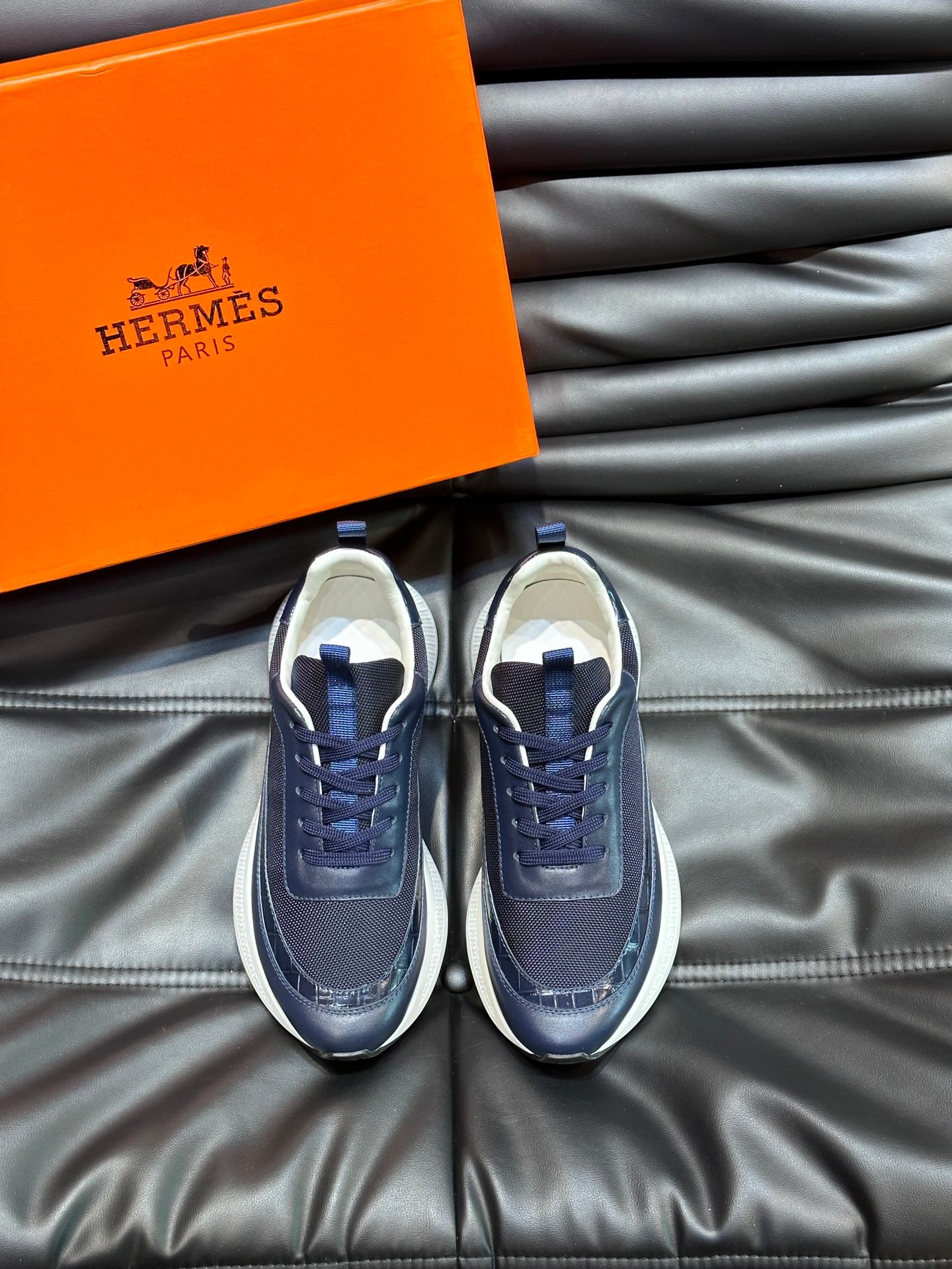 HermÃ¨s Hugo Men's Thick-Soled Sneakers - Premium Leather & Breathable Mesh